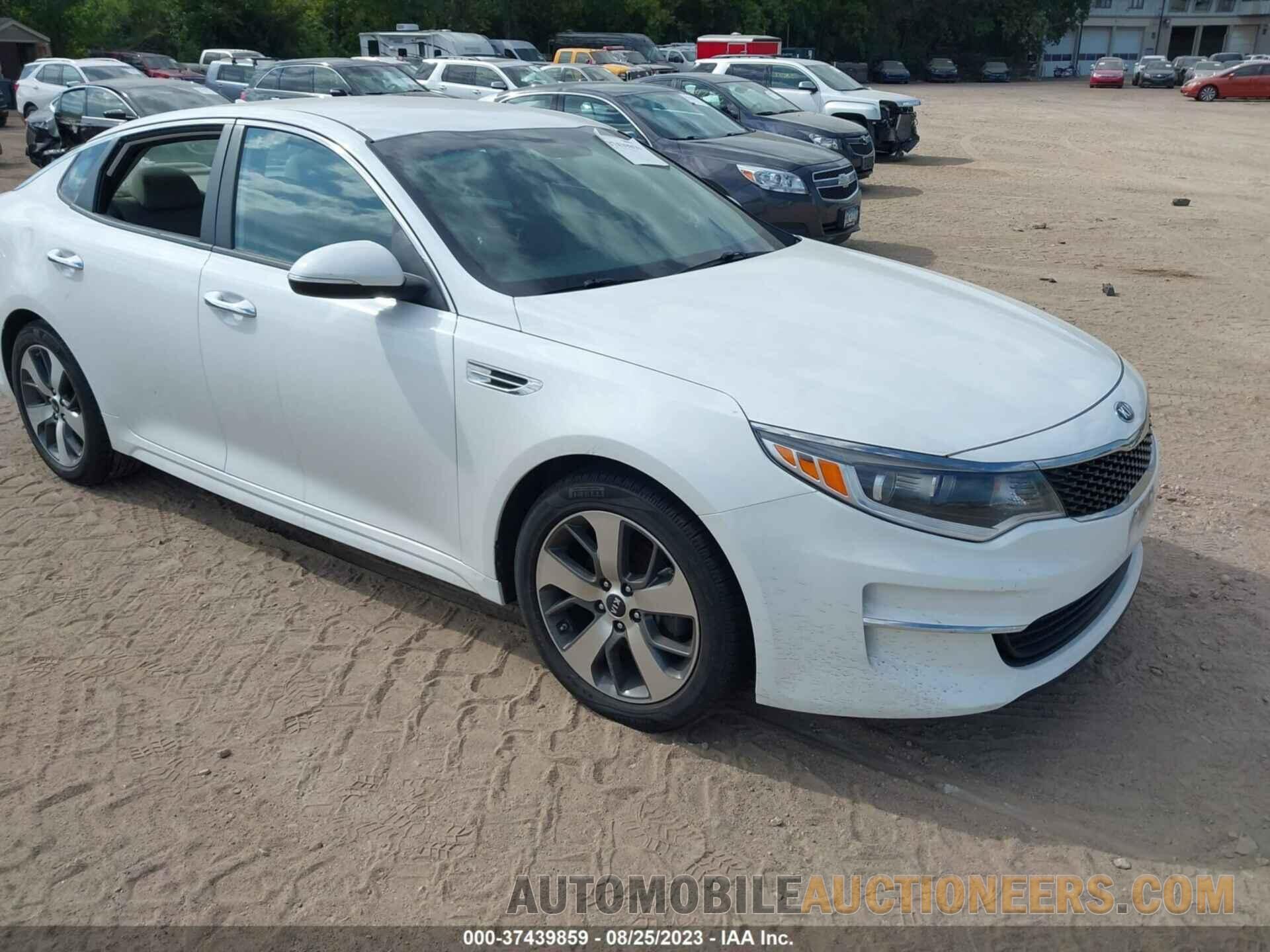 5XXGT4L38JG244806 KIA OPTIMA 2018