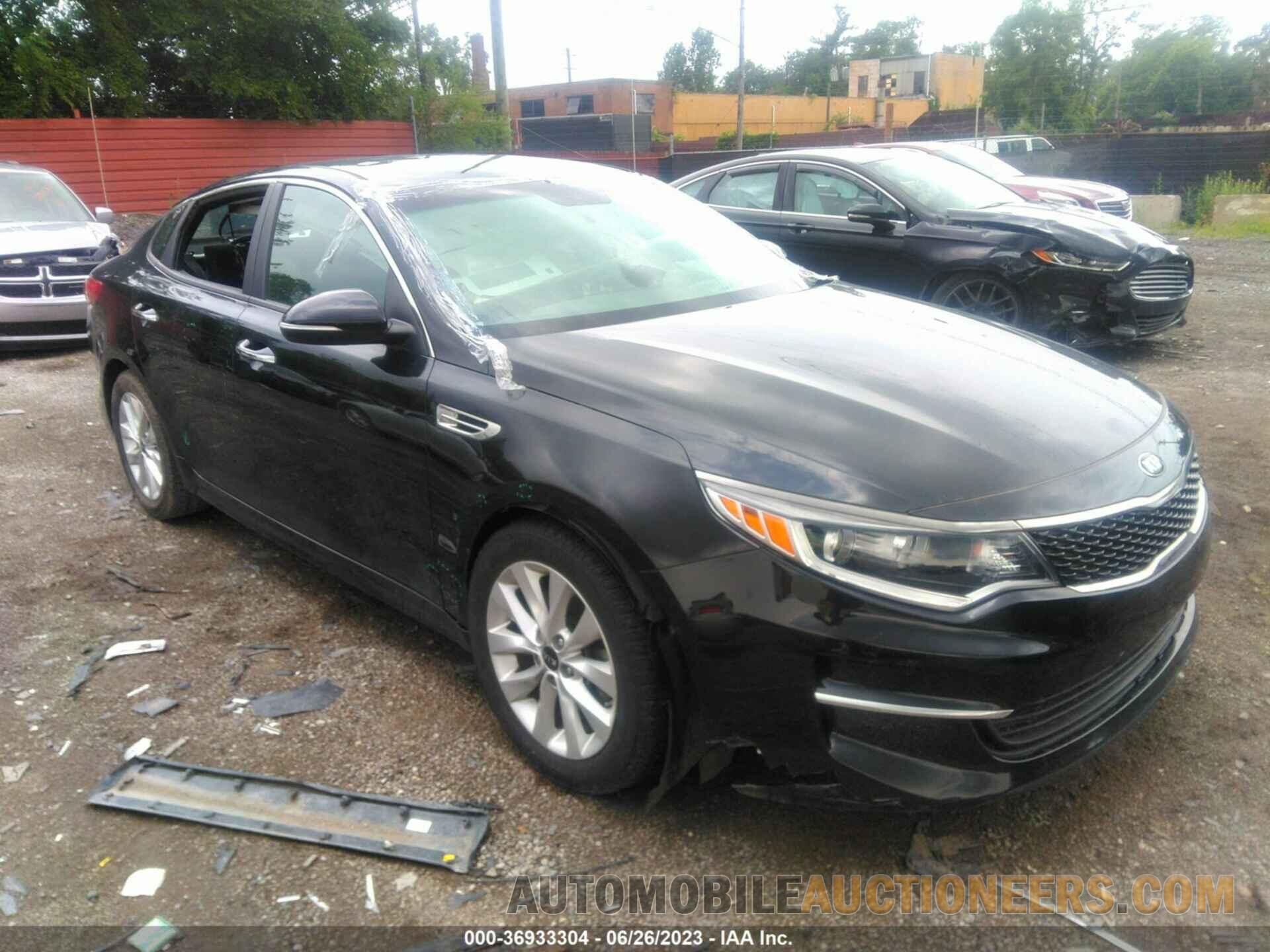 5XXGT4L38JG259726 KIA OPTIMA 2018