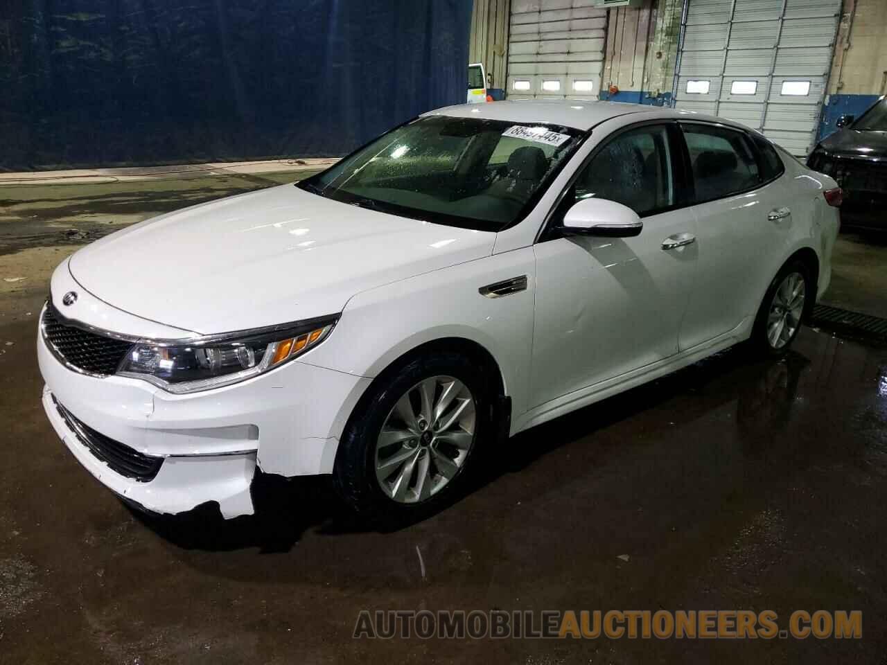 5XXGT4L38JG267955 KIA OPTIMA 2018