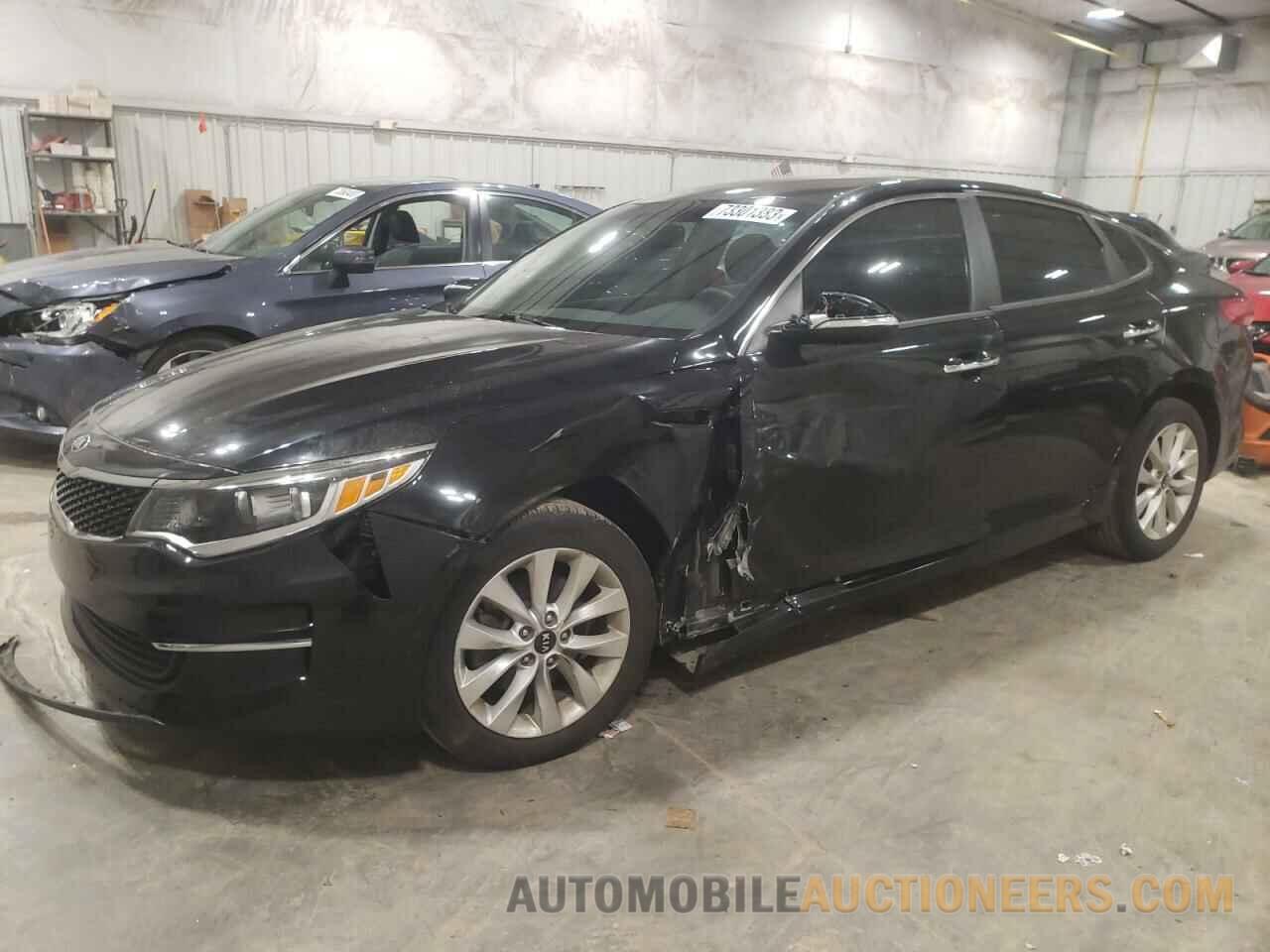 5XXGT4L38JG272217 KIA OPTIMA 2018