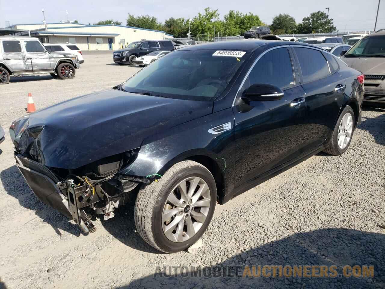 5XXGT4L38JG274761 KIA OPTIMA 2018