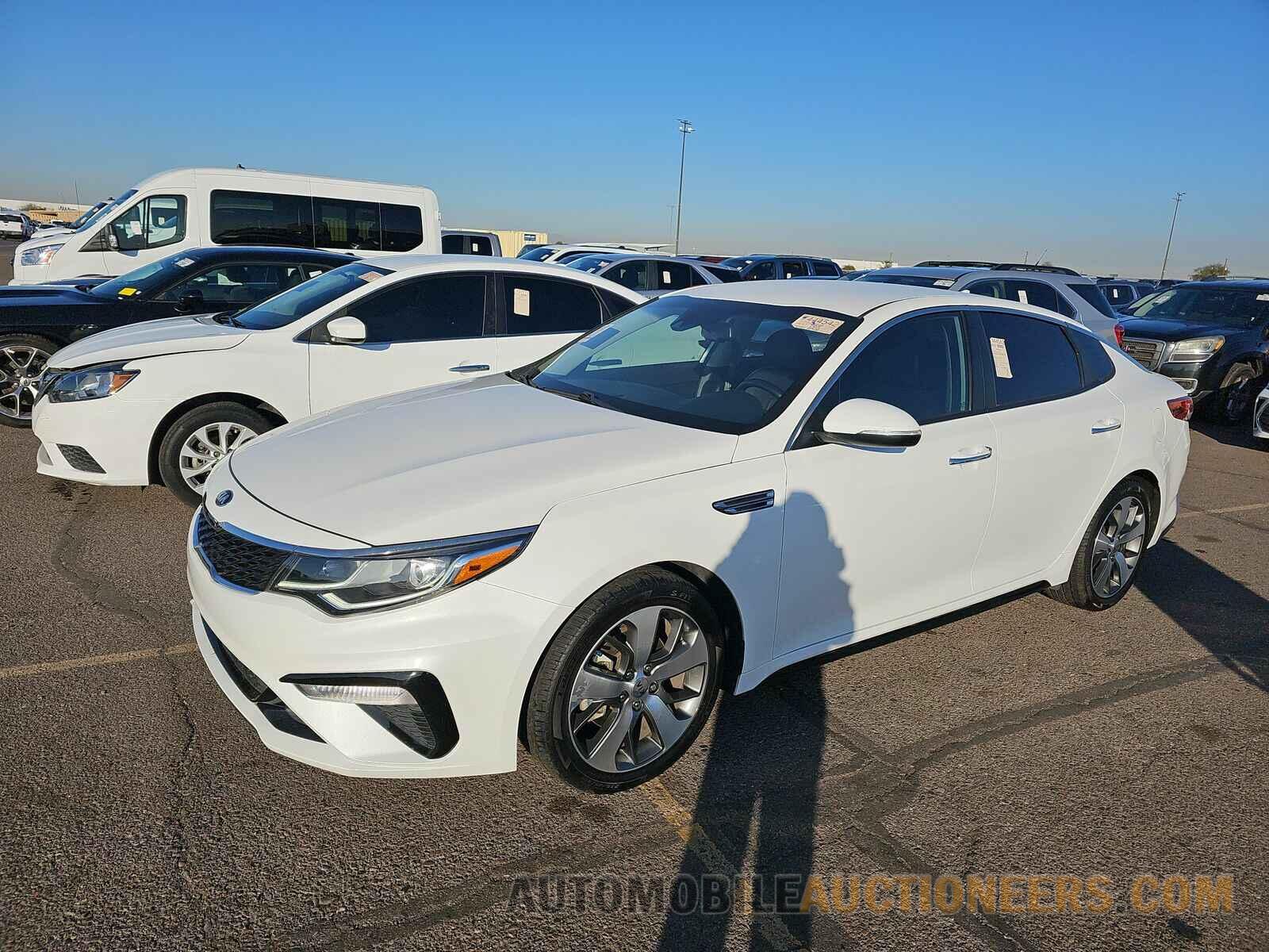 5XXGT4L38KG361268 Kia Optima 2019