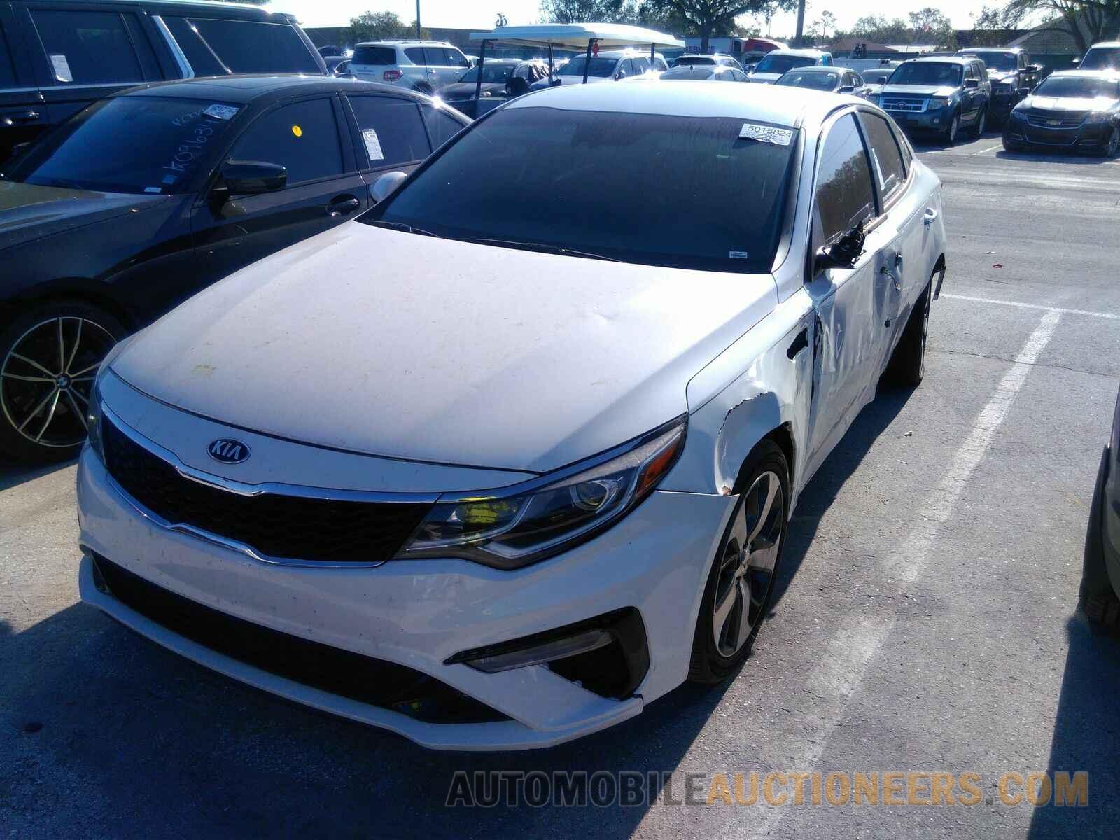 5XXGT4L38KG365627 Kia Optima 2019