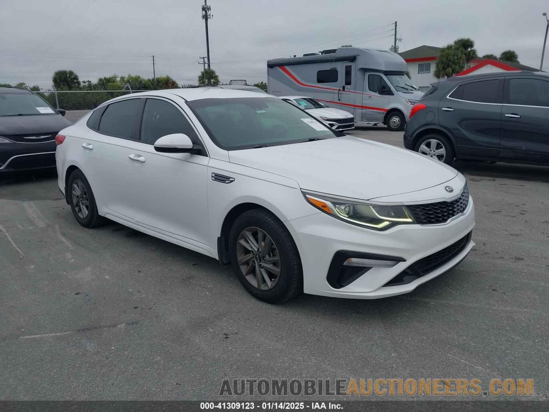 5XXGT4L38LG438920 KIA OPTIMA 2020