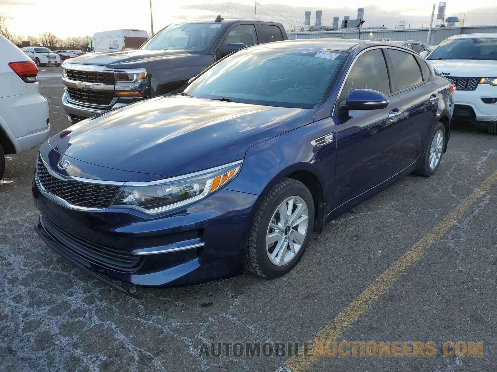 5XXGT4L39GG023899 Kia Optima 2016