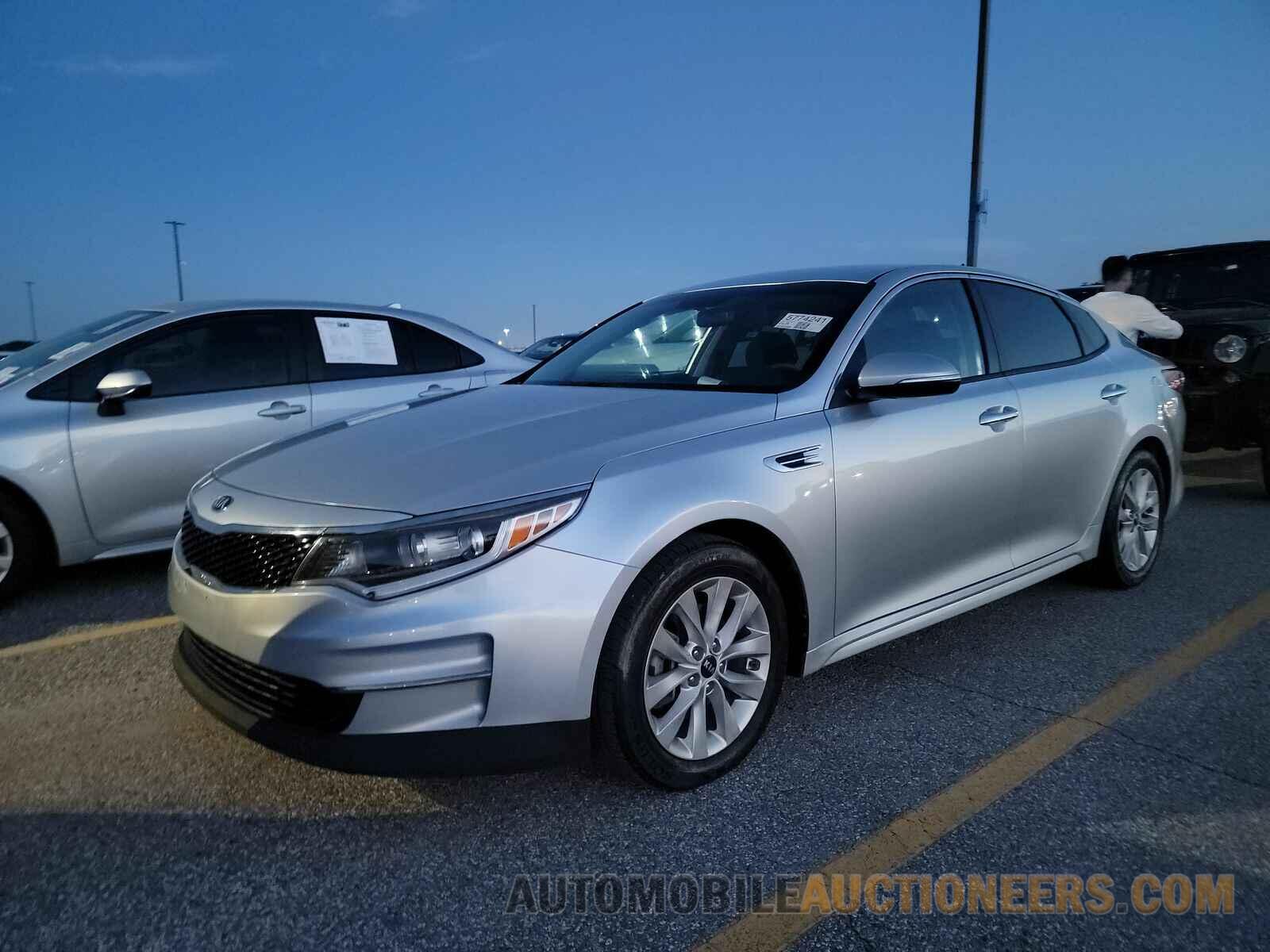 5XXGT4L39GG084895 Kia Optima 2016