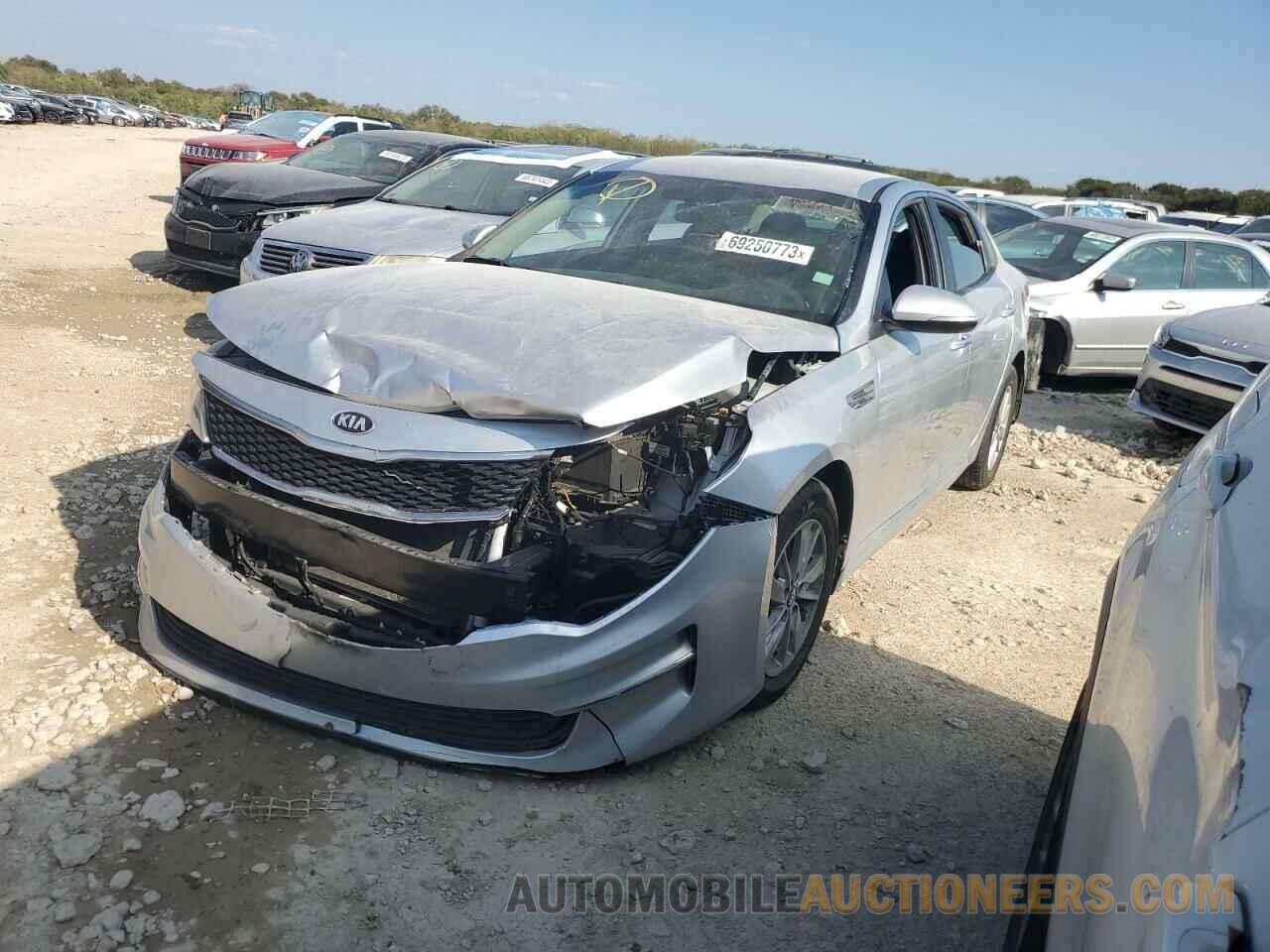 5XXGT4L39JG179853 KIA OPTIMA 2018