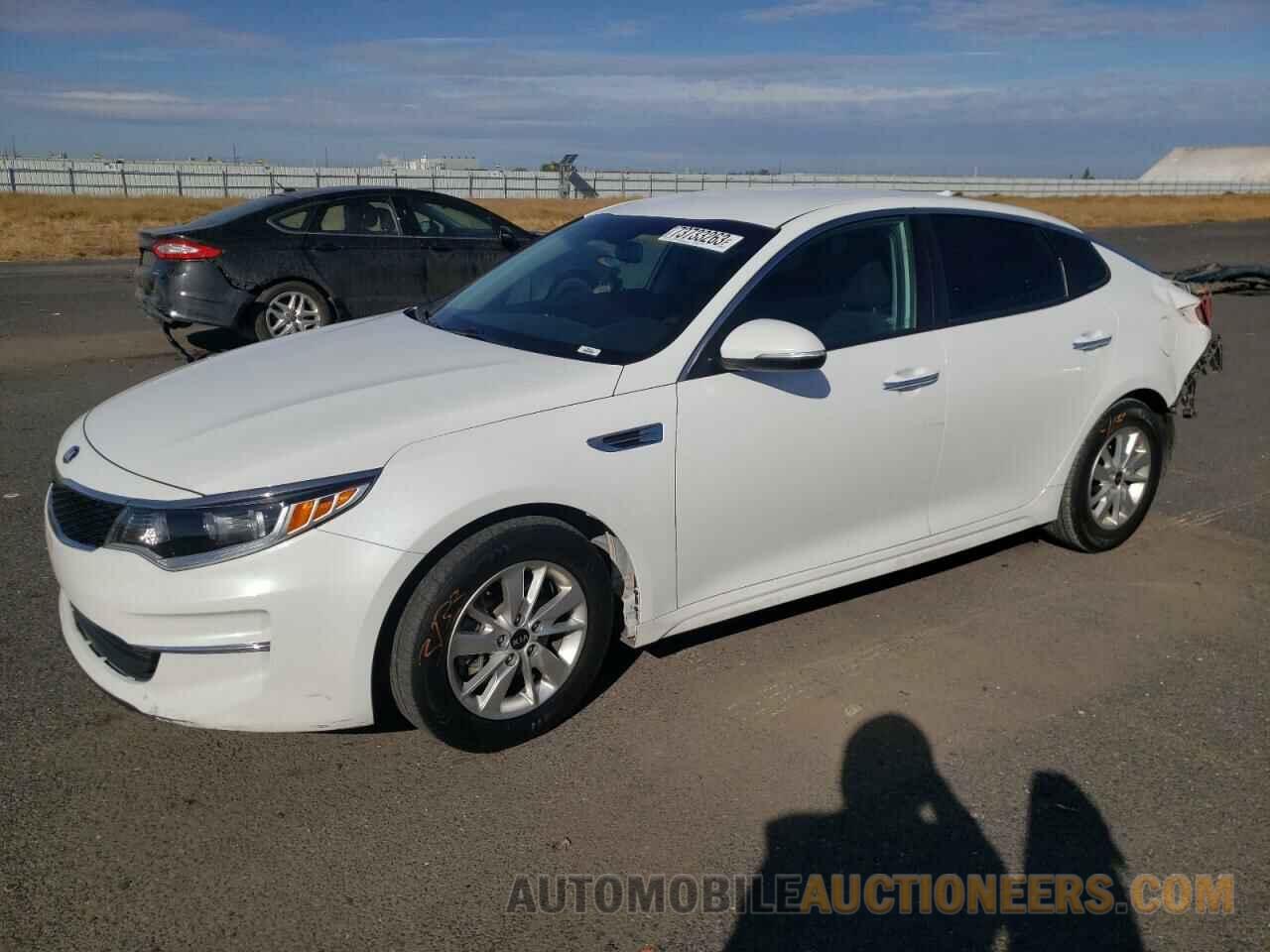 5XXGT4L39JG180484 KIA OPTIMA 2018