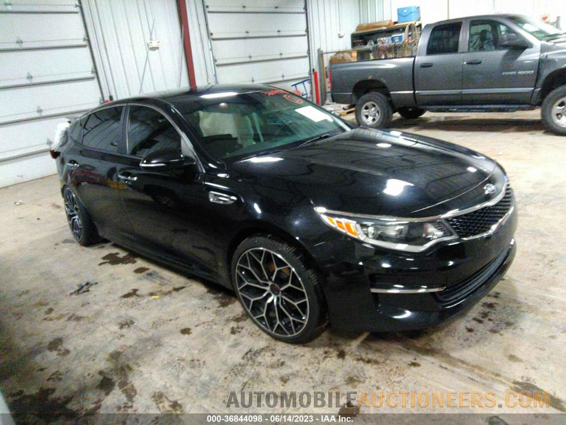 5XXGT4L39JG185782 KIA OPTIMA 2018