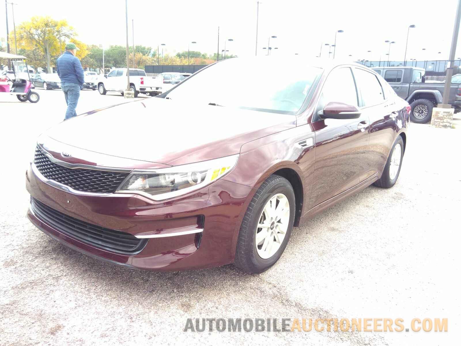 5XXGT4L39JG201429 Kia Optima 2018