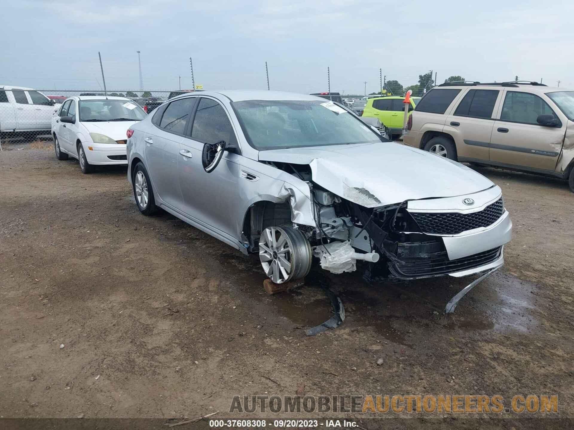 5XXGT4L39JG207246 KIA OPTIMA 2018