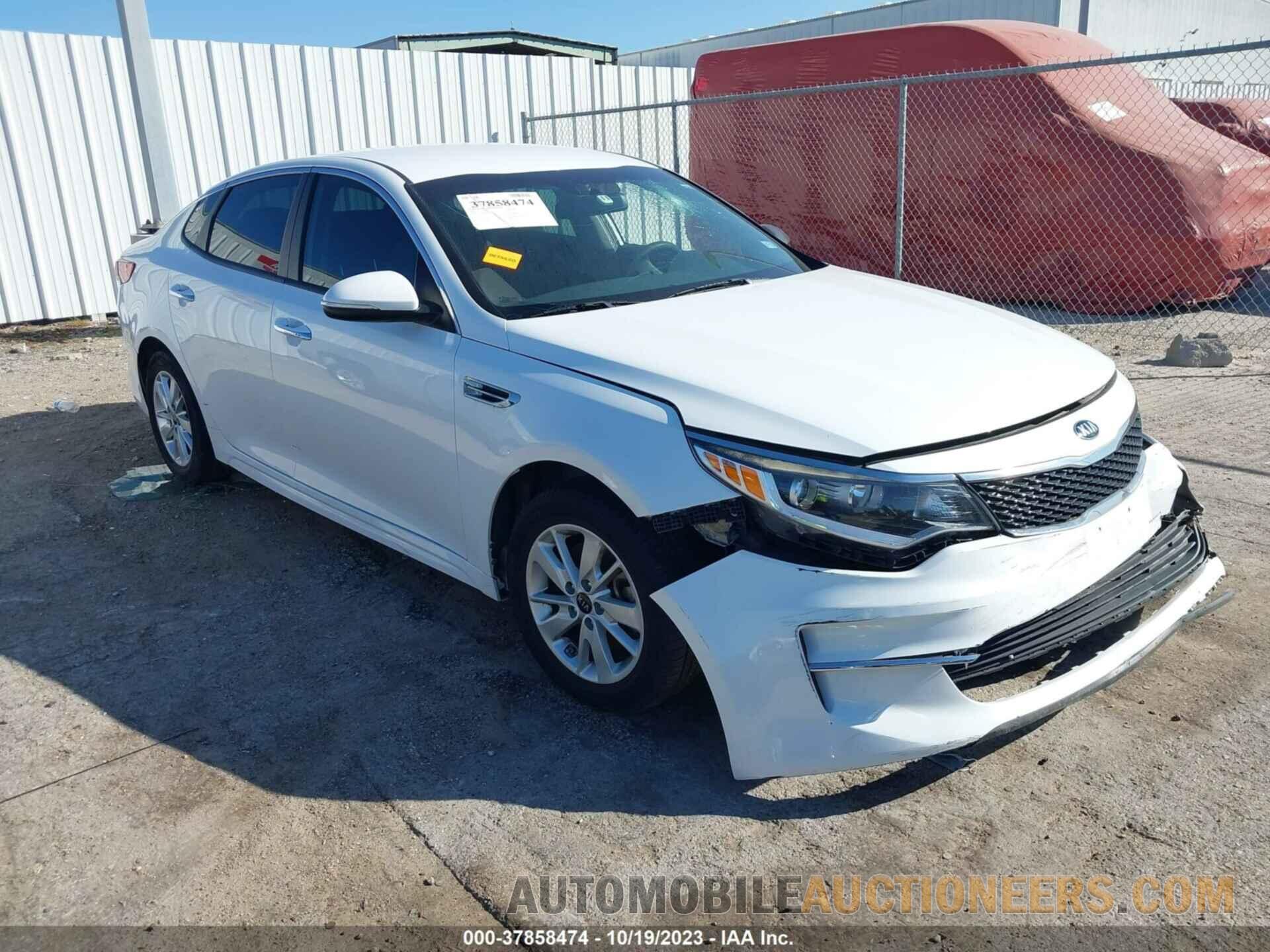 5XXGT4L39JG215637 KIA OPTIMA 2018