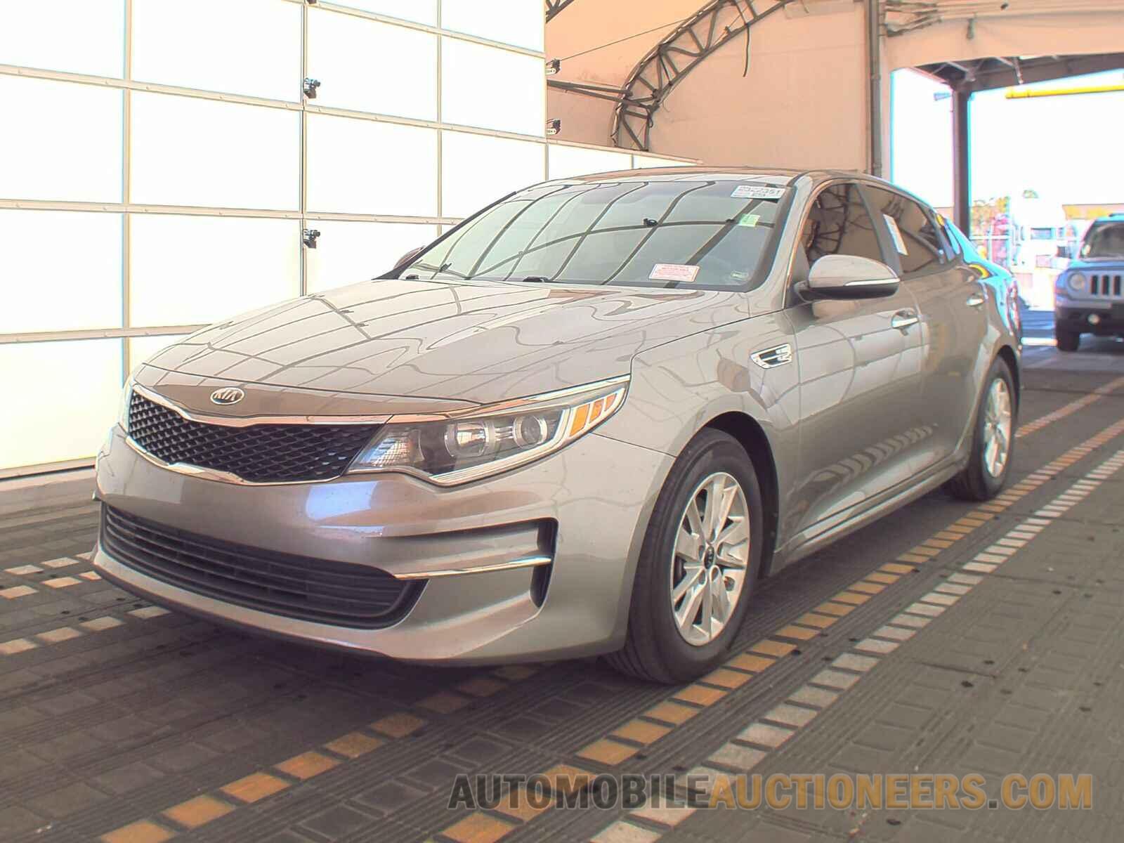 5XXGT4L39JG215959 Kia Optima 2018