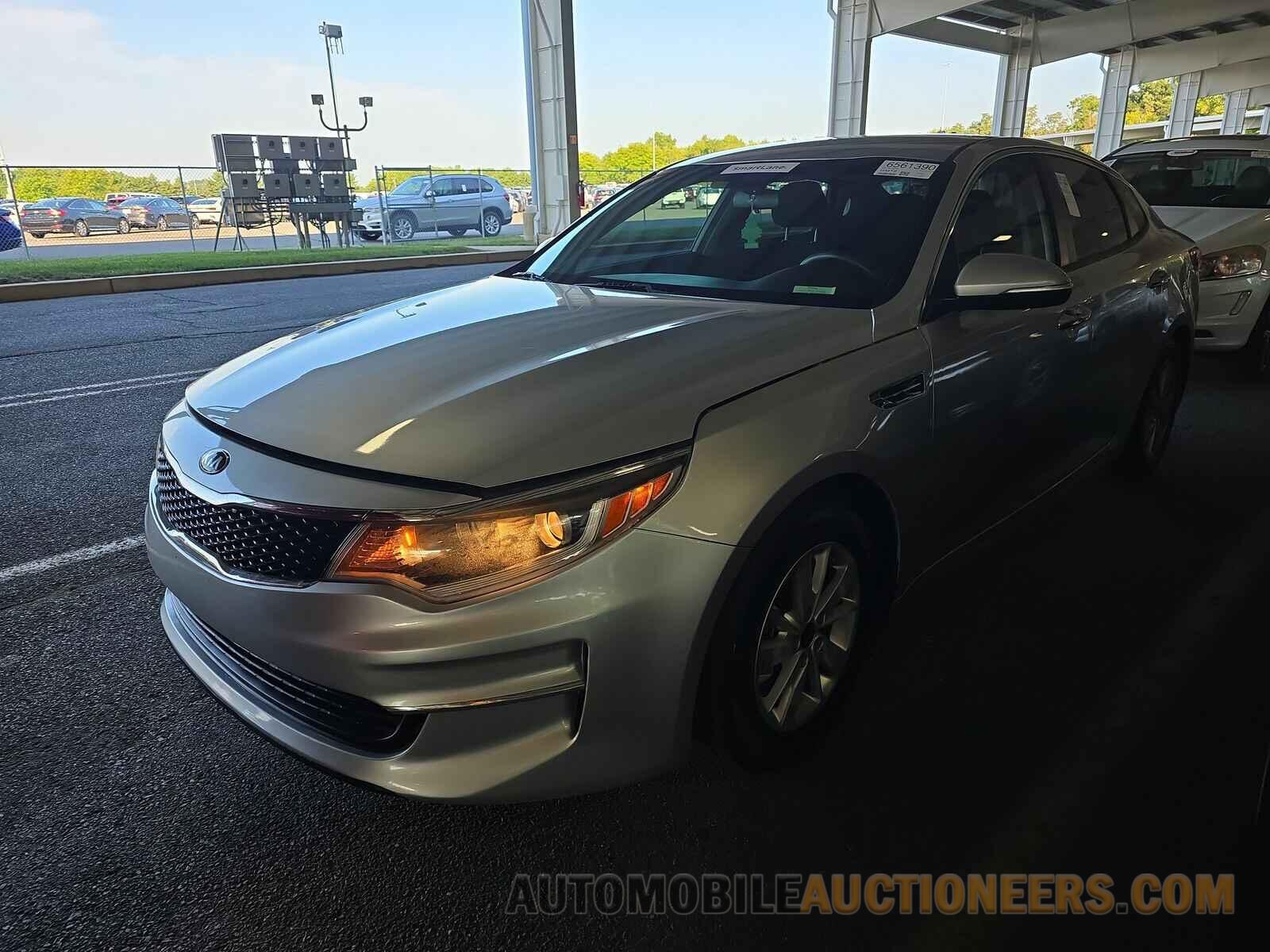 5XXGT4L39JG216044 Kia Optima 2018