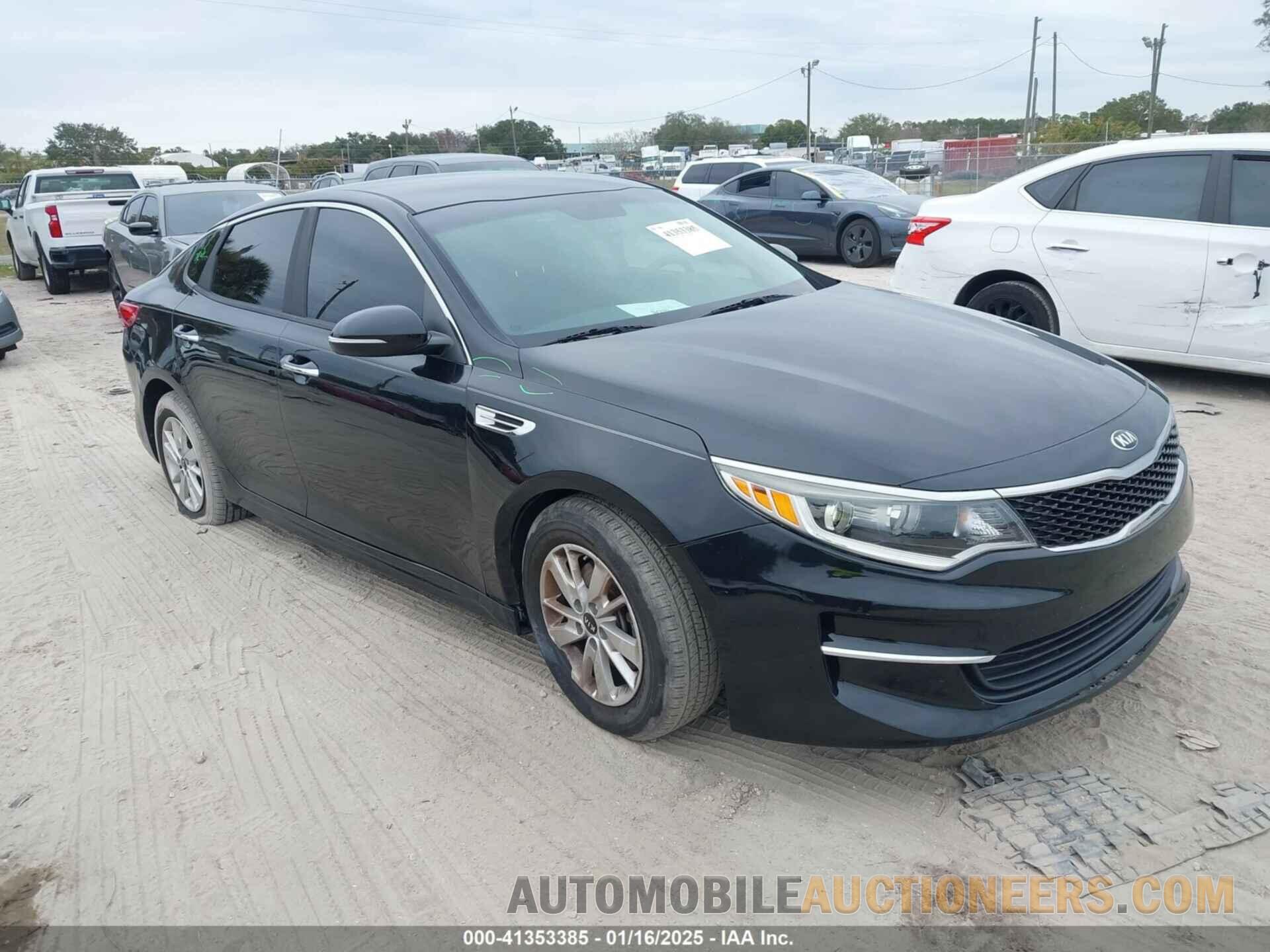 5XXGT4L39JG224838 KIA OPTIMA 2018