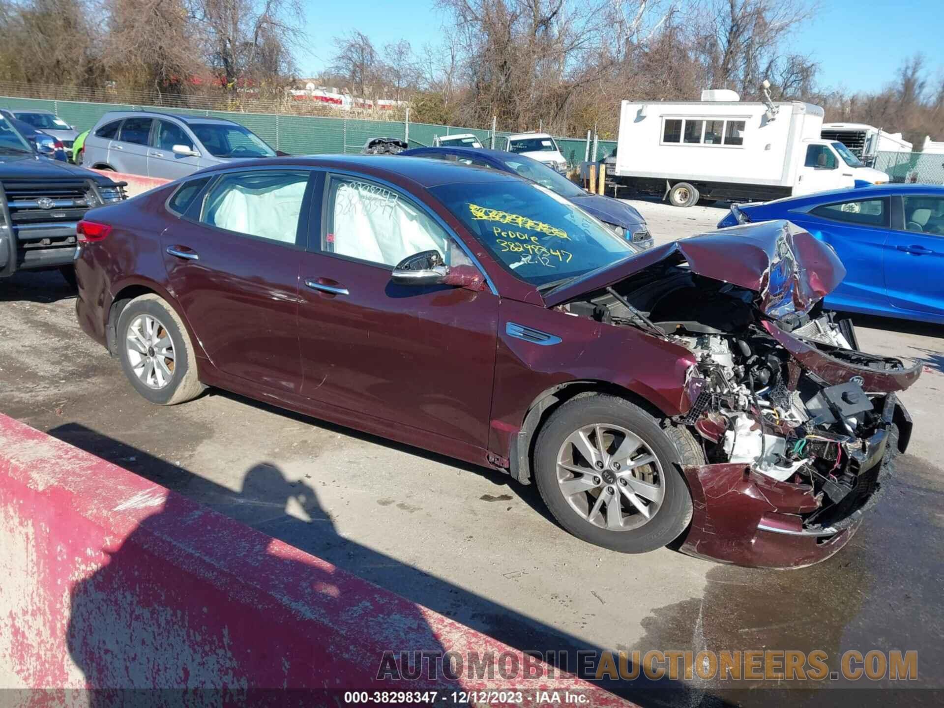 5XXGT4L39JG239307 KIA OPTIMA 2018