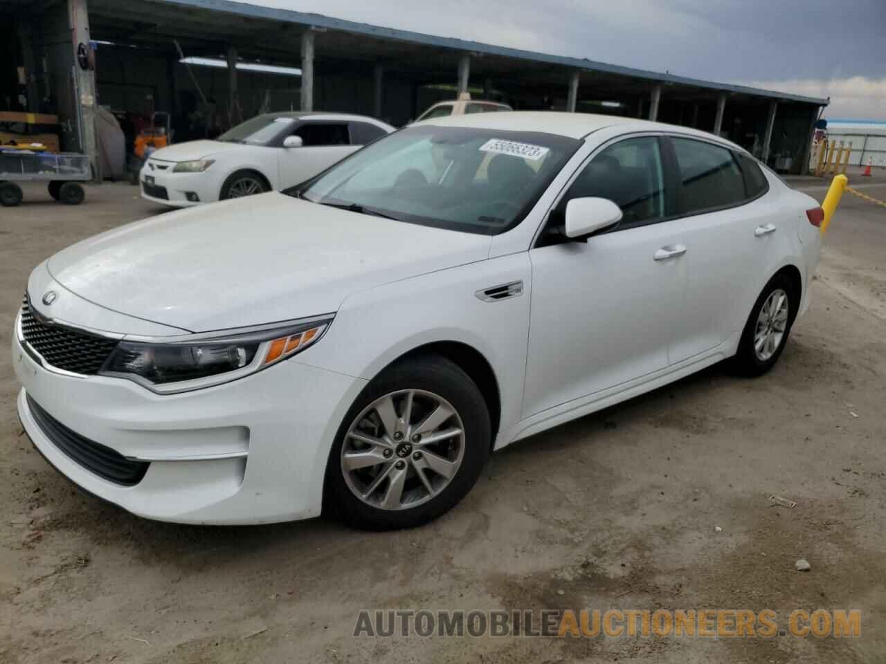 5XXGT4L39JG244345 KIA OPTIMA 2018