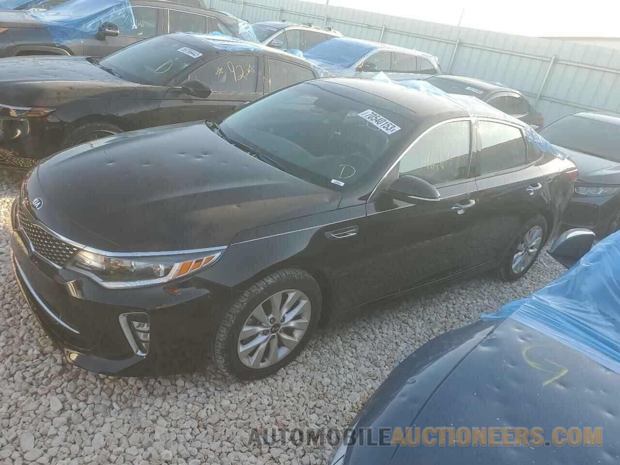 5XXGT4L39JG246824 KIA OPTIMA 2018