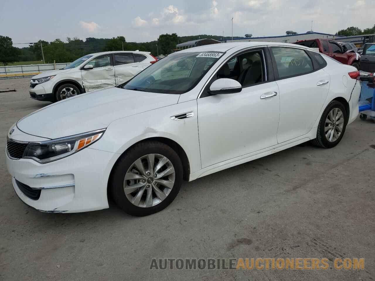 5XXGT4L39JG256415 KIA OPTIMA 2018