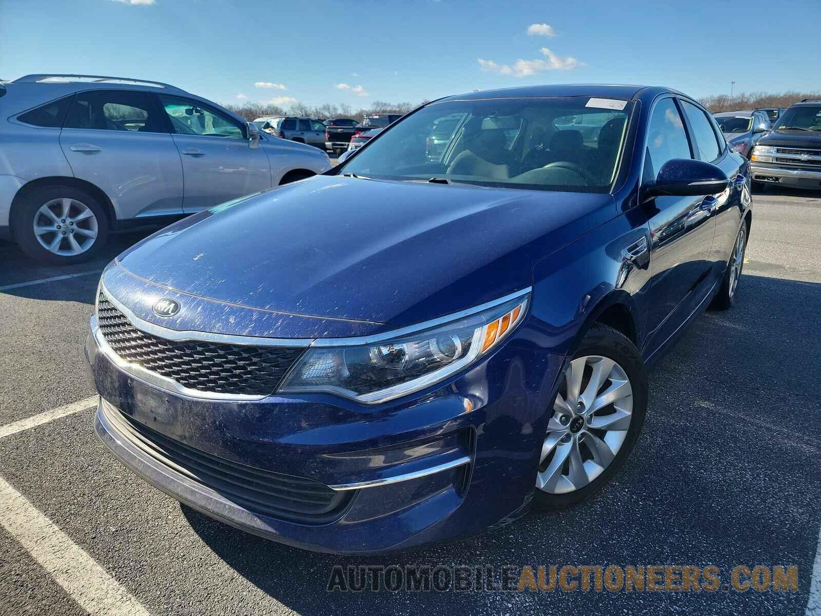 5XXGT4L39JG262120 Kia Optima 2018