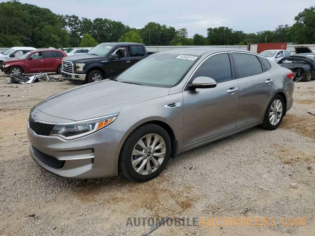 5XXGT4L39JG267396 KIA OPTIMA 2018