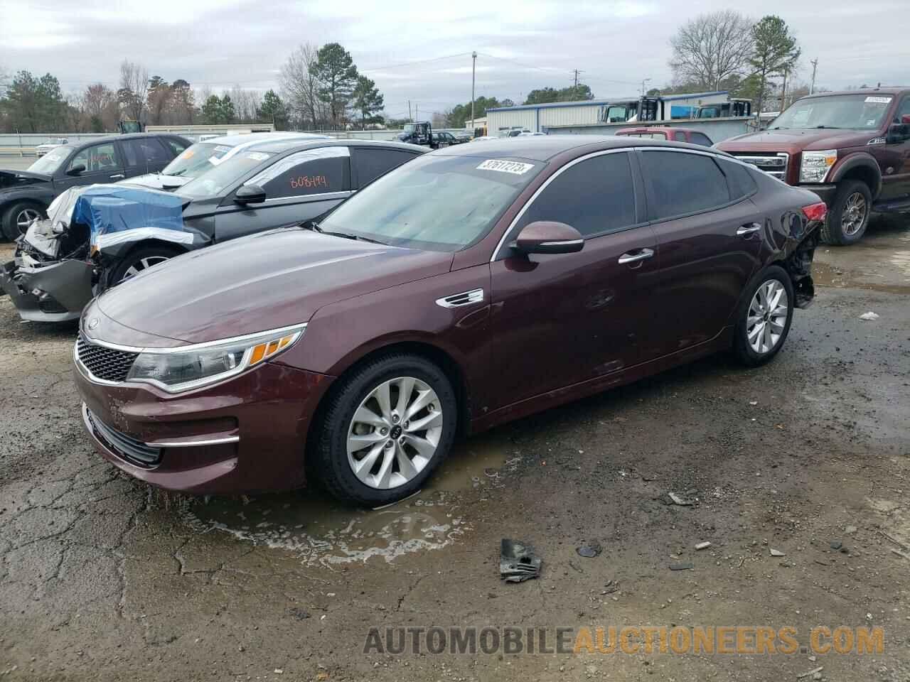 5XXGT4L39JG268516 KIA OPTIMA 2018