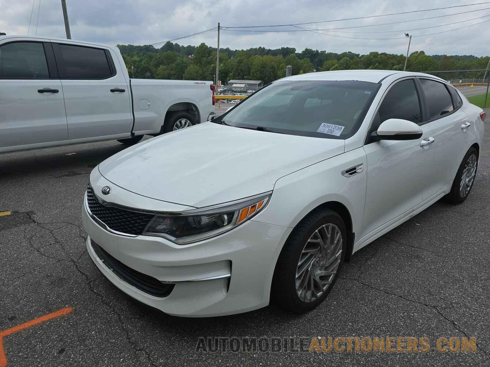 5XXGT4L39JG269455 Kia Optima 2018