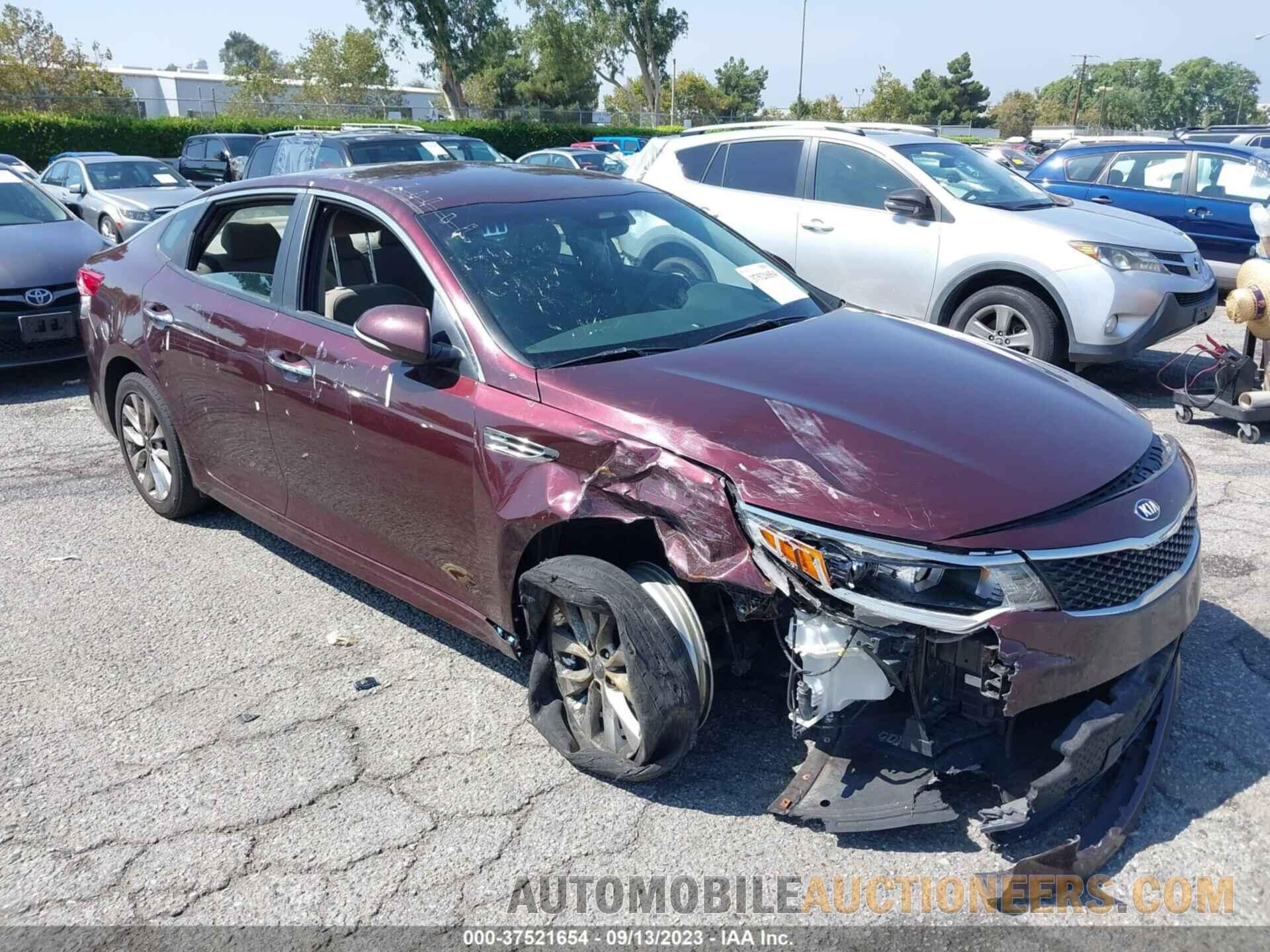 5XXGT4L39JG271481 KIA OPTIMA 2018