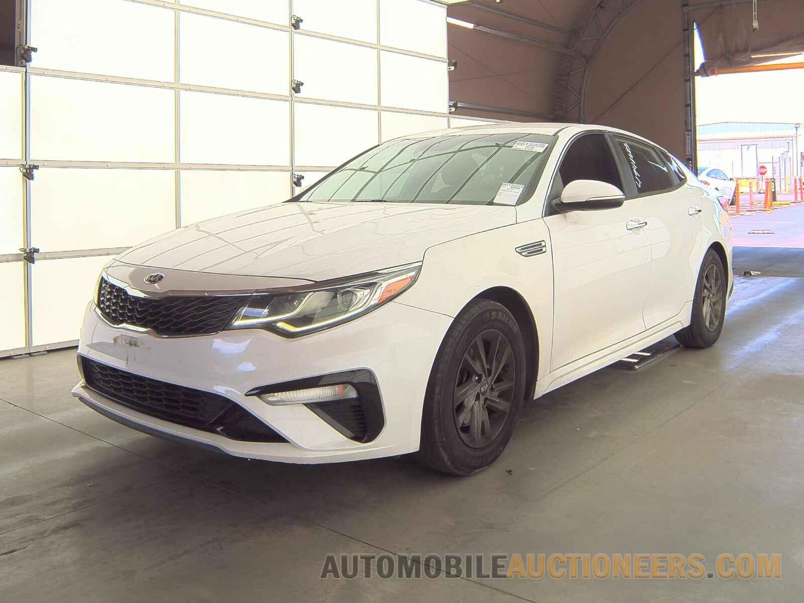 5XXGT4L39KG335875 Kia Optima 2019