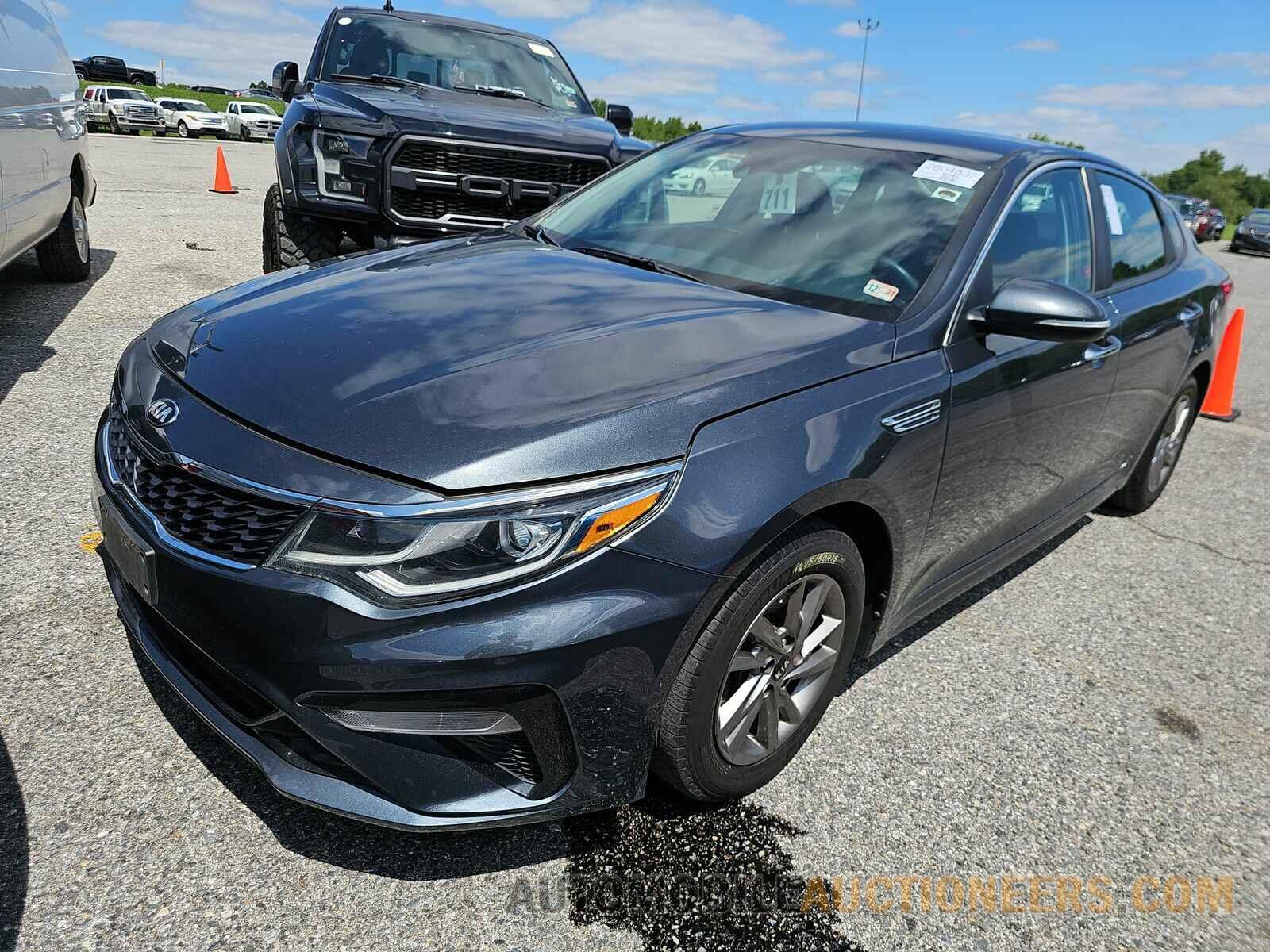 5XXGT4L39LG381627 Kia Optima 2020