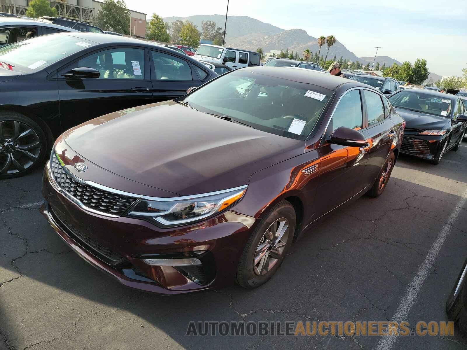 5XXGT4L39LG422709 Kia Optima 2020