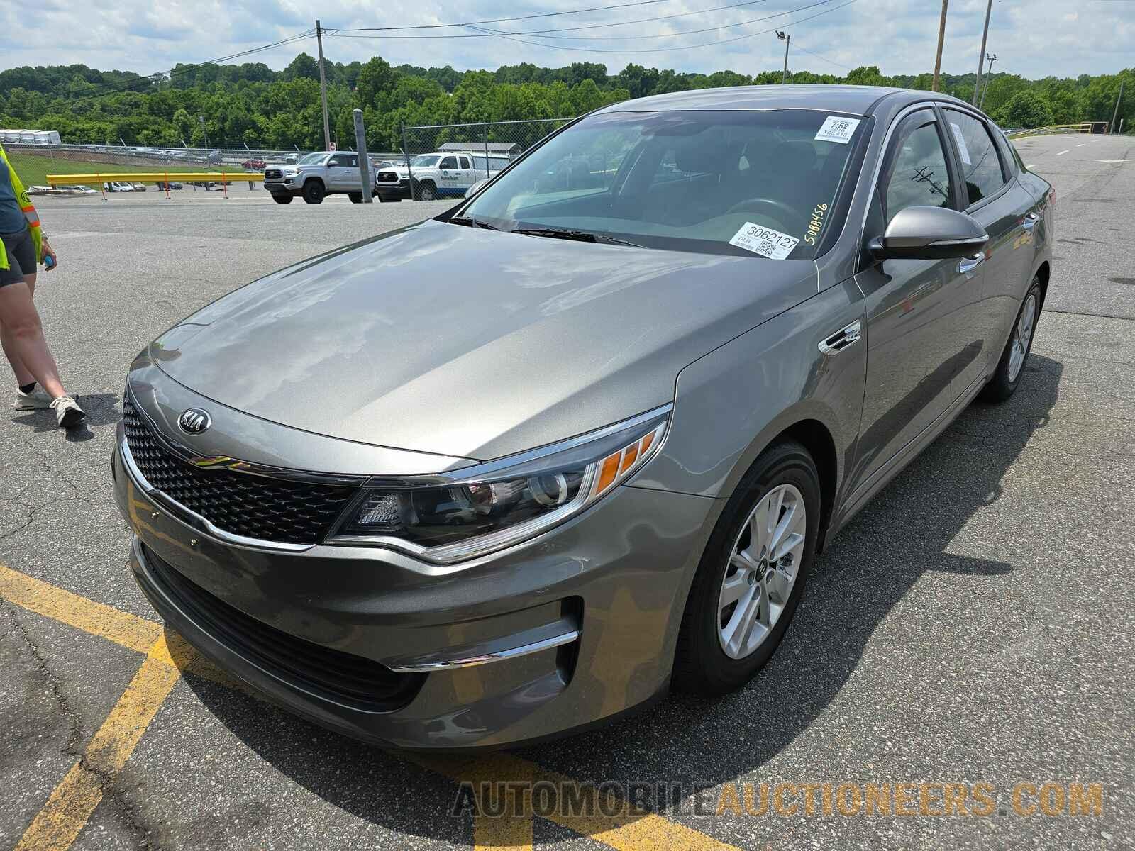 5XXGT4L3XGG003189 Kia Optima 2016