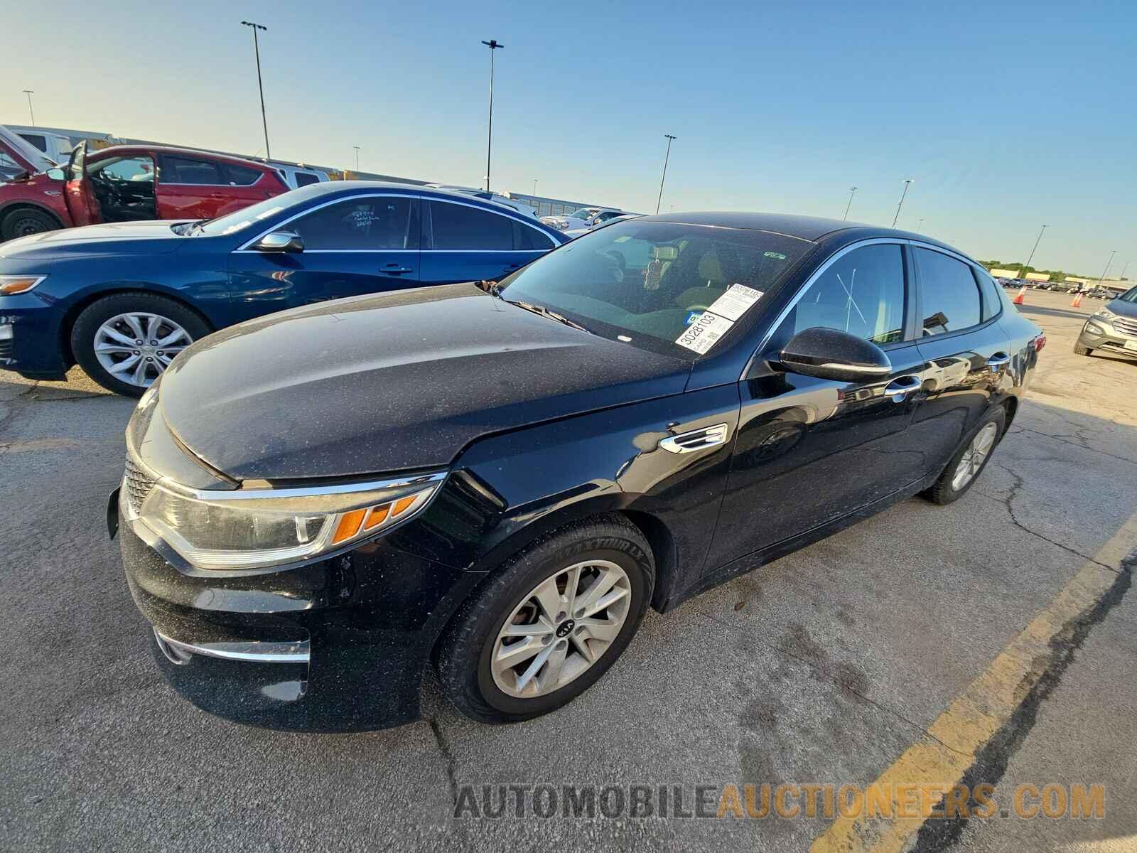 5XXGT4L3XJG224833 Kia Optima 2018