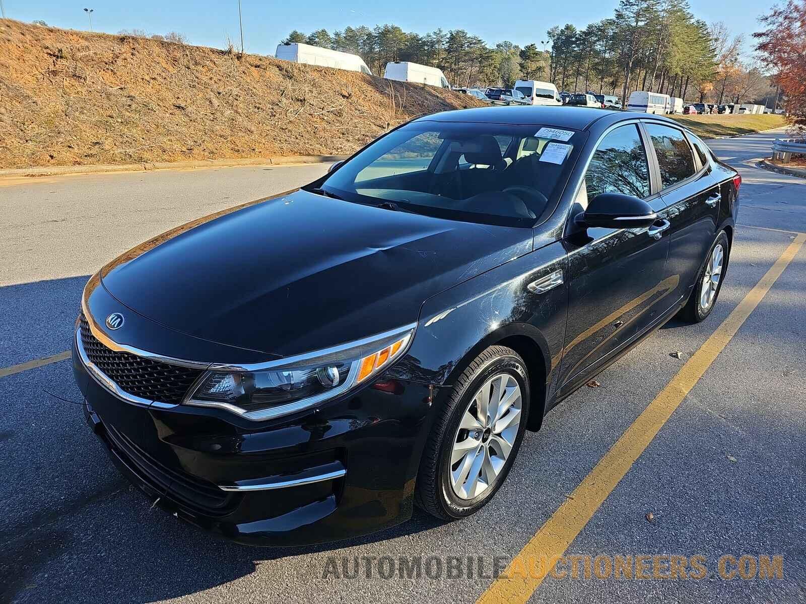 5XXGT4L3XJG265169 Kia Optima 2018