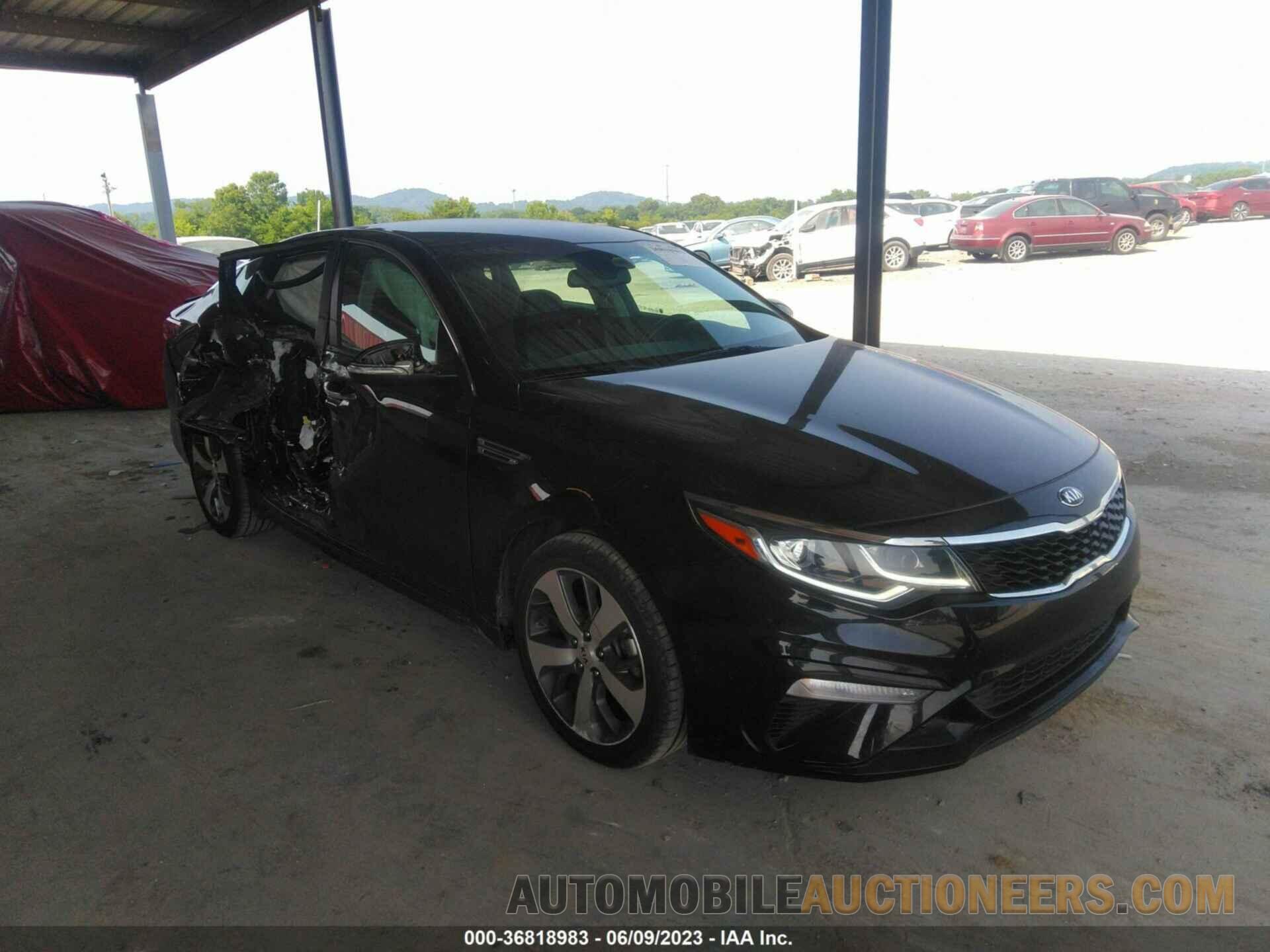 5XXGTHL20KG368229 KIA OPTIMA SE 2019