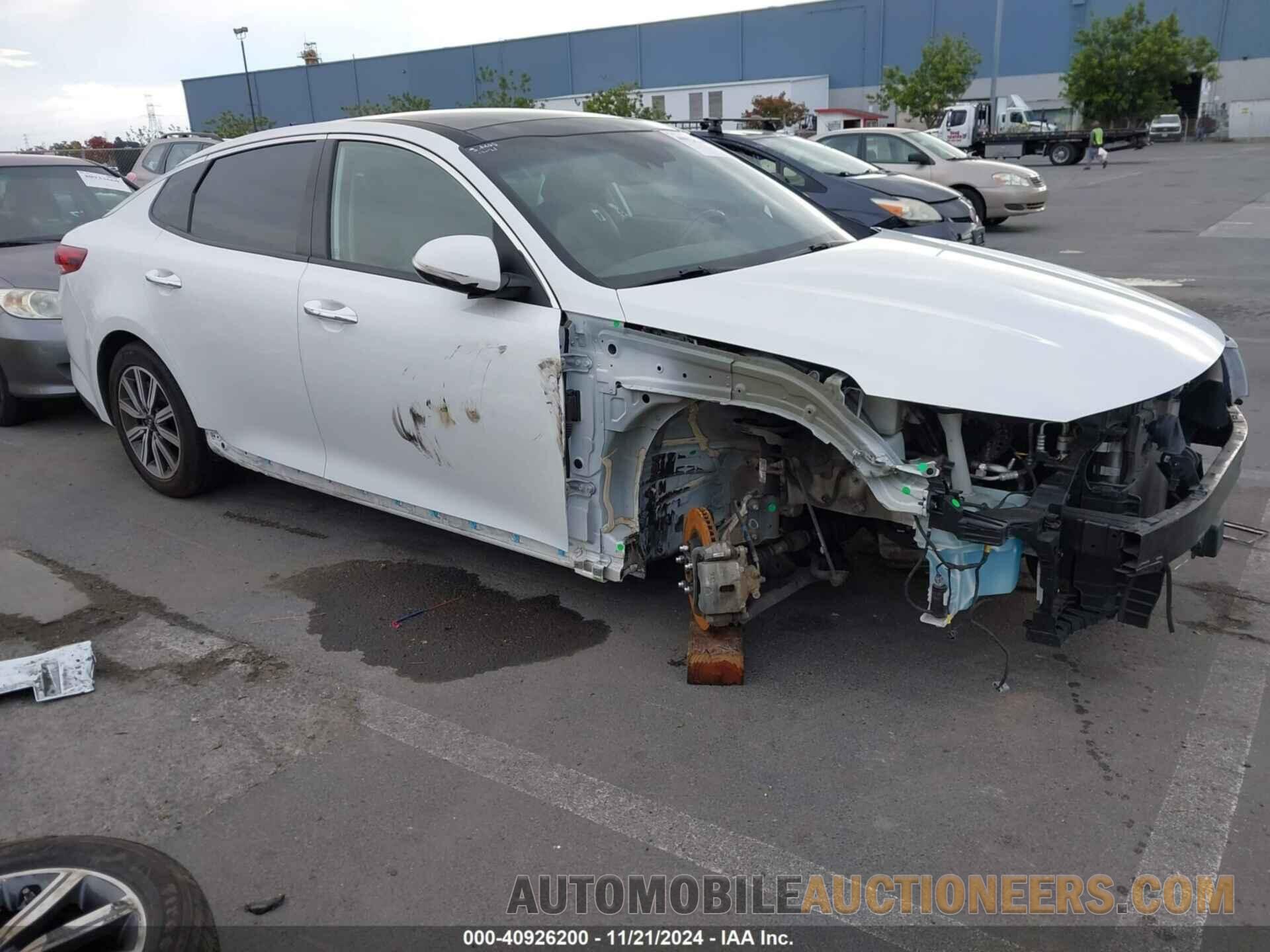 5XXGU4L12LG414883 KIA OPTIMA 2020