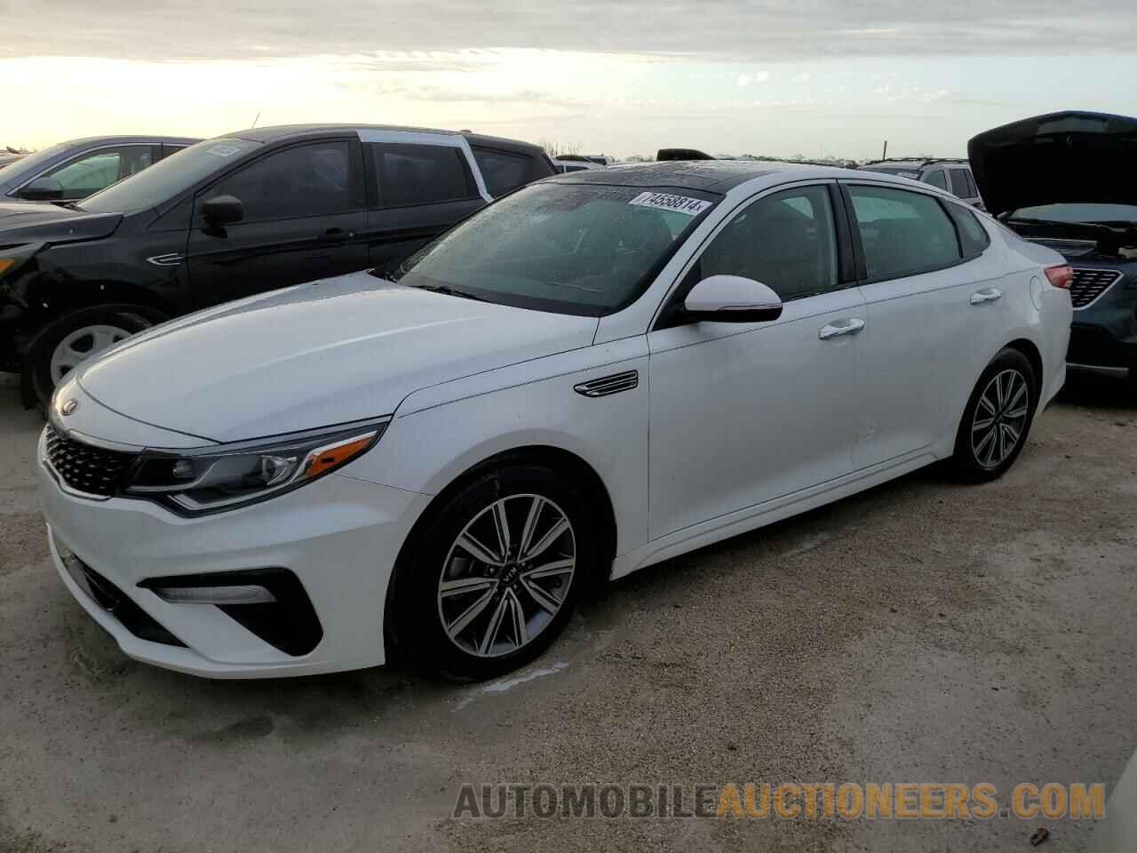 5XXGU4L17LG394808 KIA OPTIMA 2020