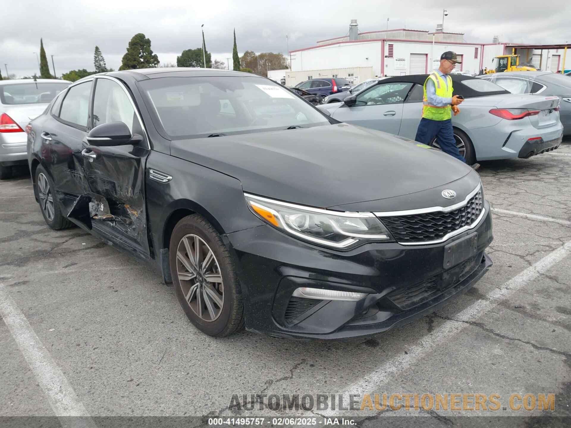 5XXGU4L18KG315564 KIA OPTIMA 2019