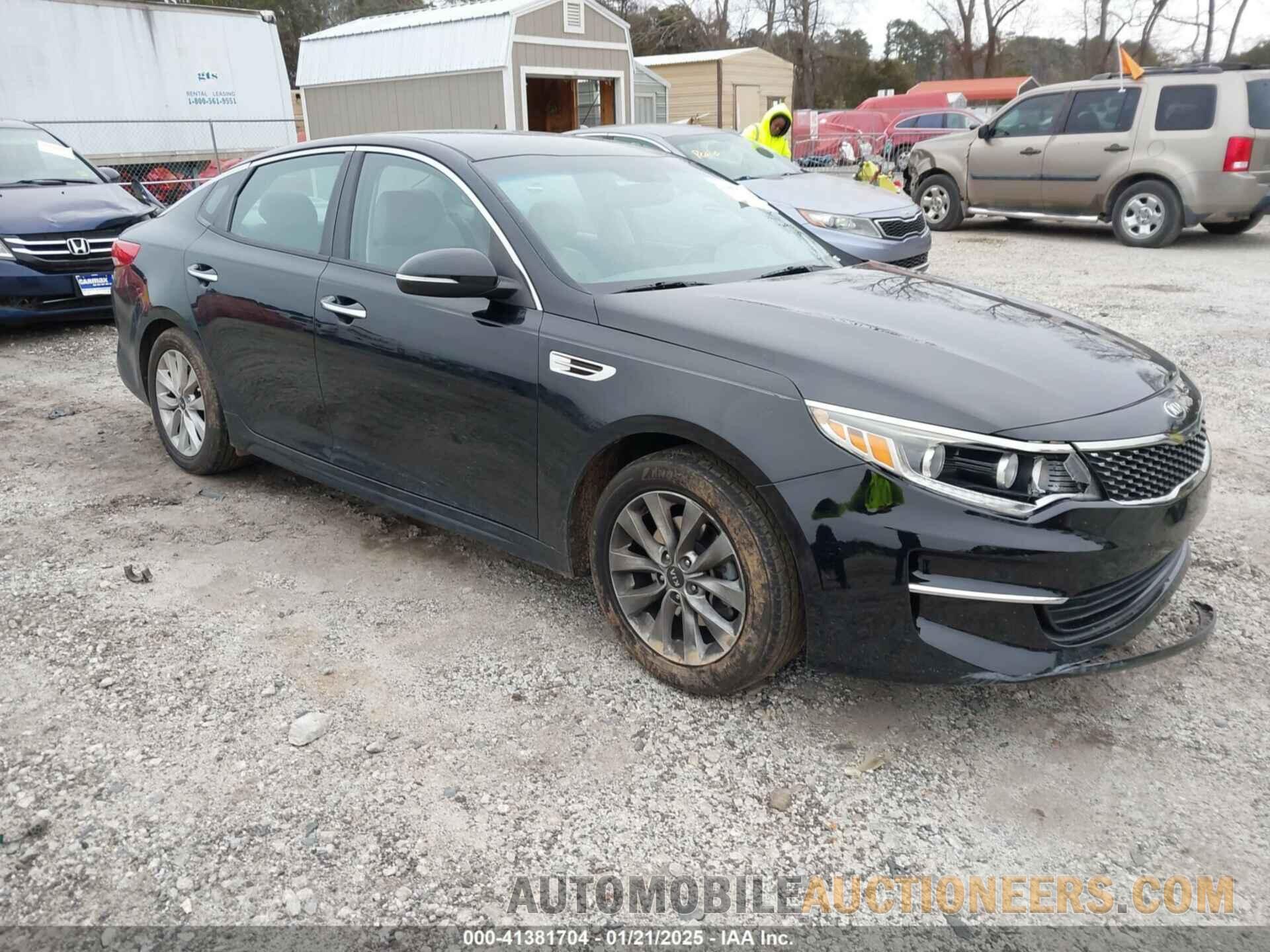 5XXGU4L30HG163502 KIA OPTIMA 2017