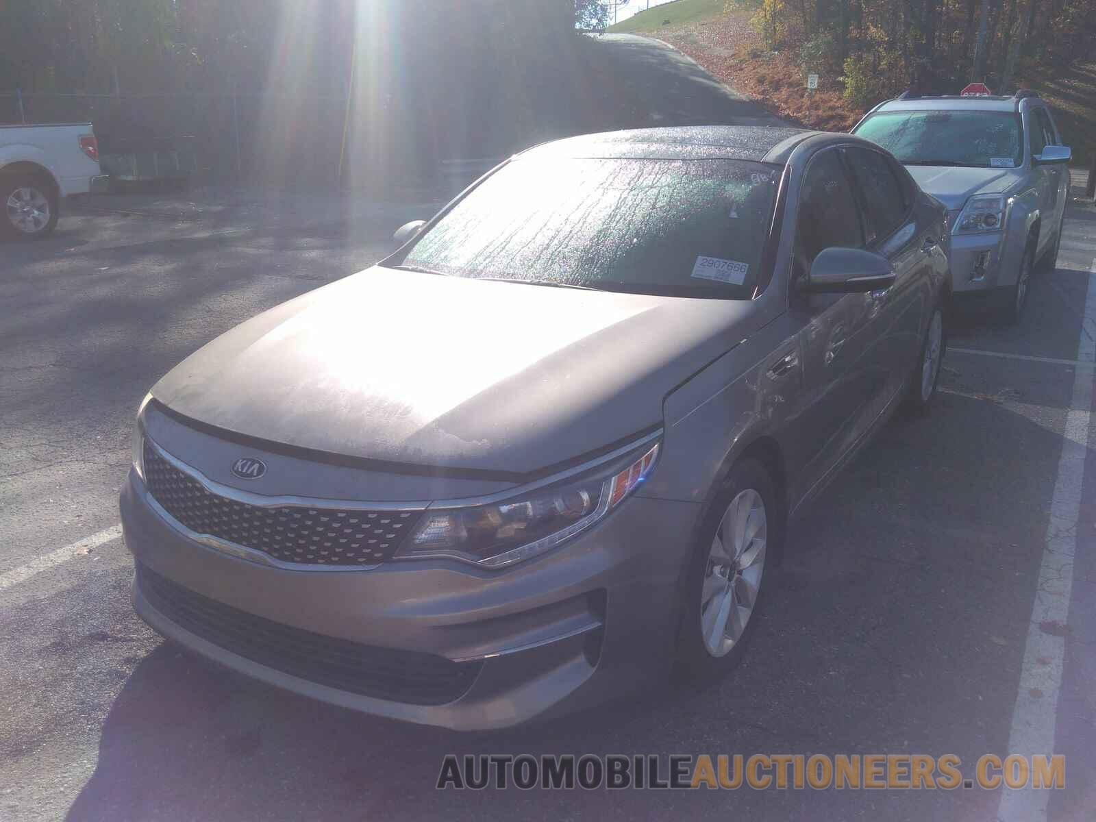 5XXGU4L30JG179964 Kia Optima 2018