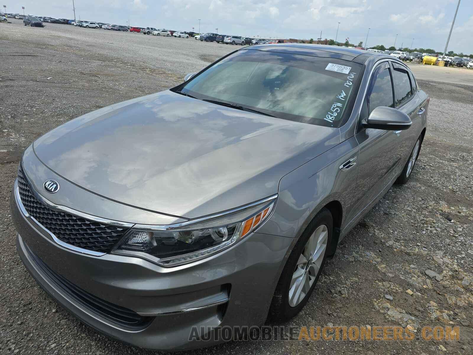 5XXGU4L30JG186591 Kia Optima 2018