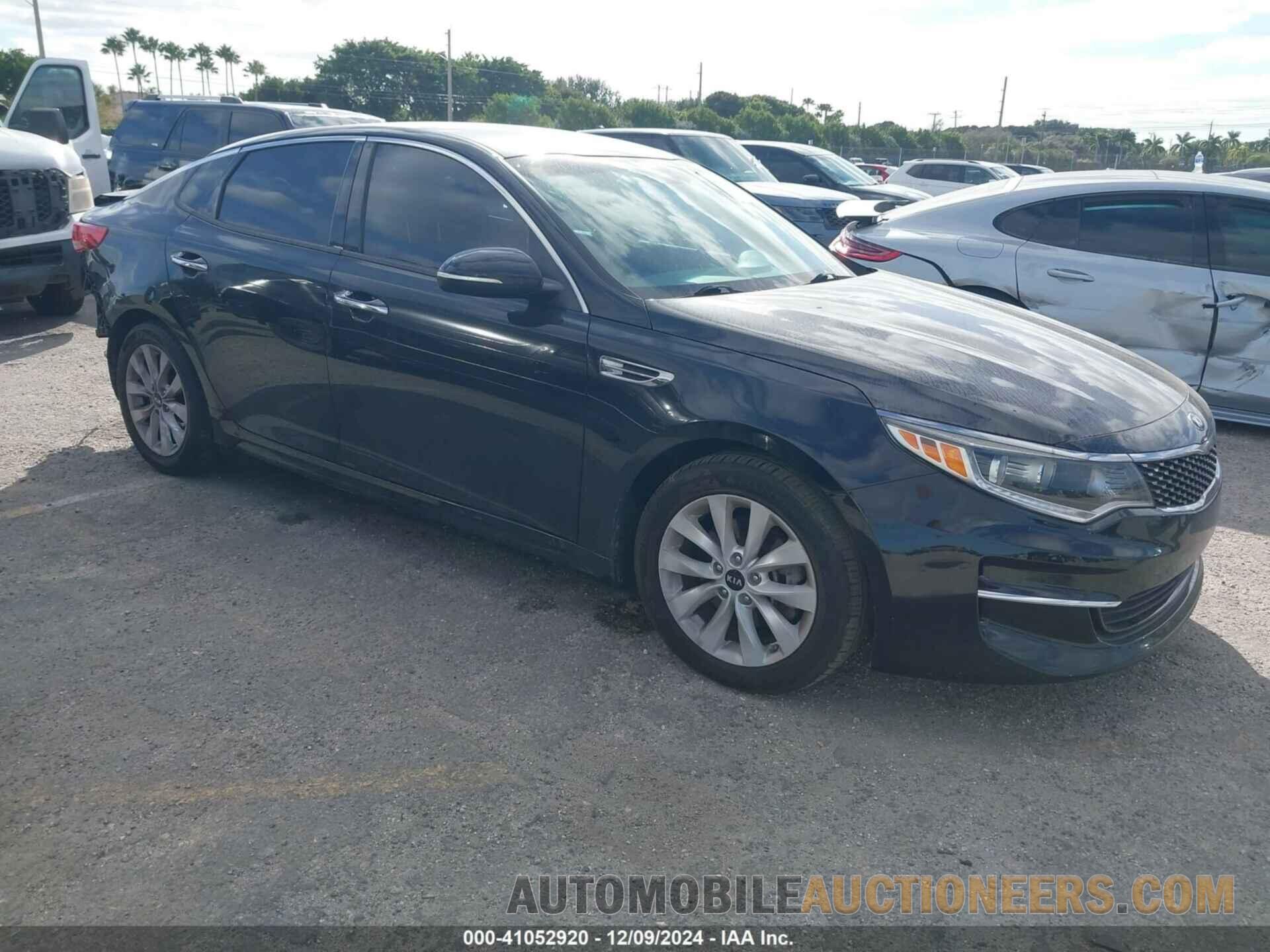 5XXGU4L30JG217662 KIA OPTIMA 2018