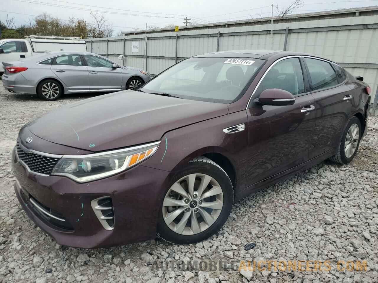 5XXGU4L31HG151682 KIA OPTIMA 2017