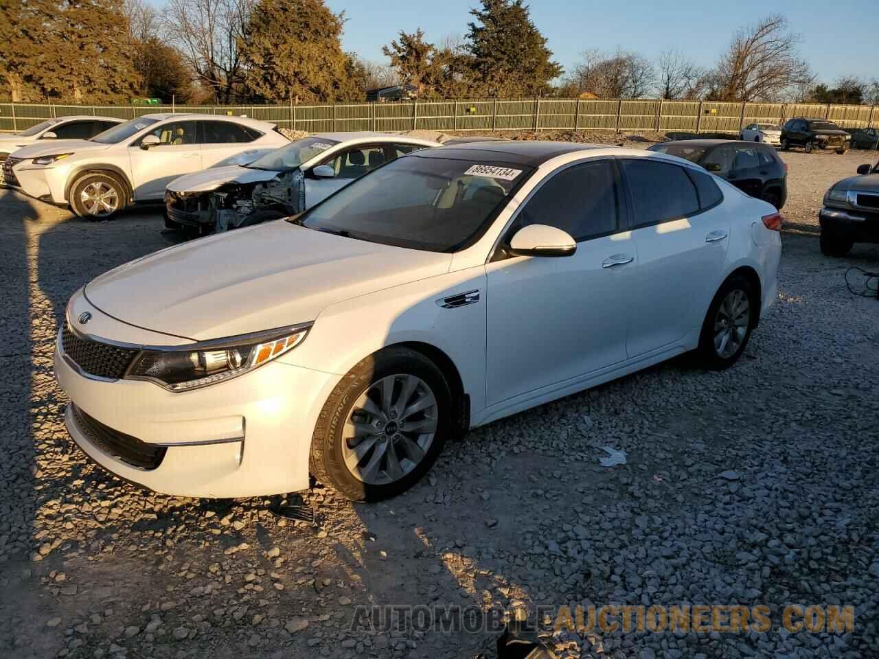 5XXGU4L31JG180007 KIA OPTIMA 2018