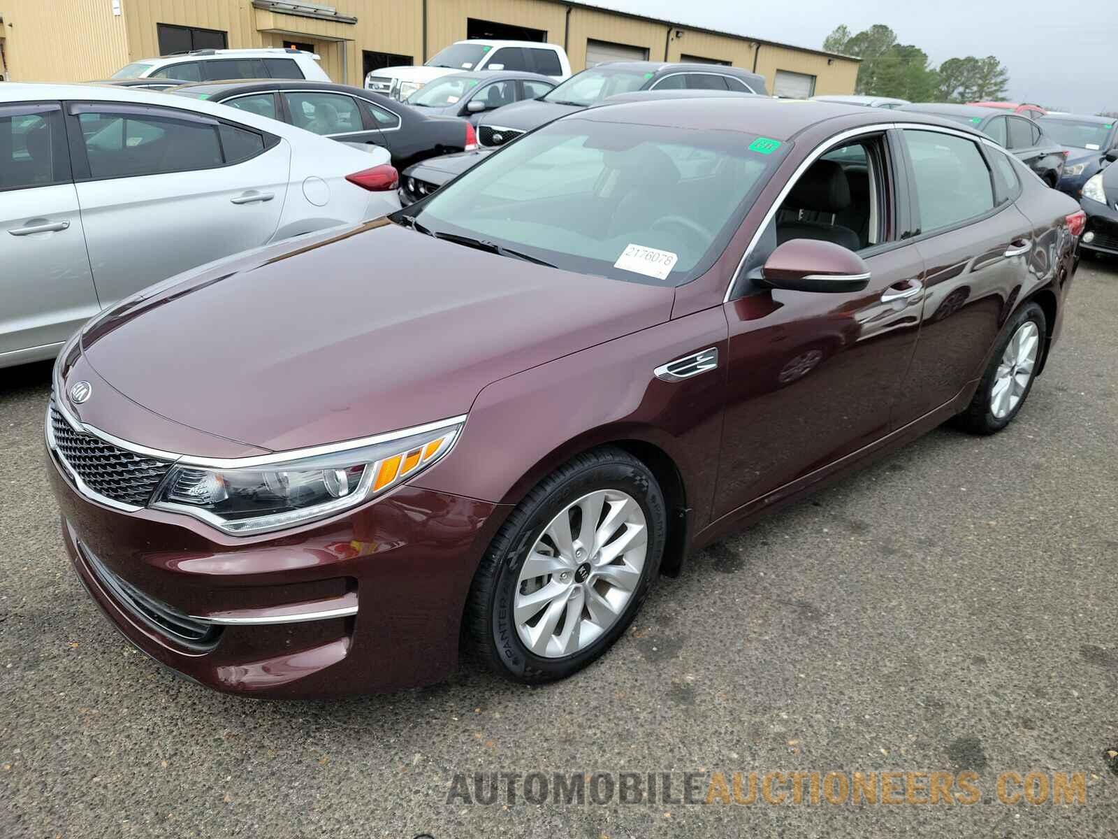 5XXGU4L31JG206024 Kia Optima 2018