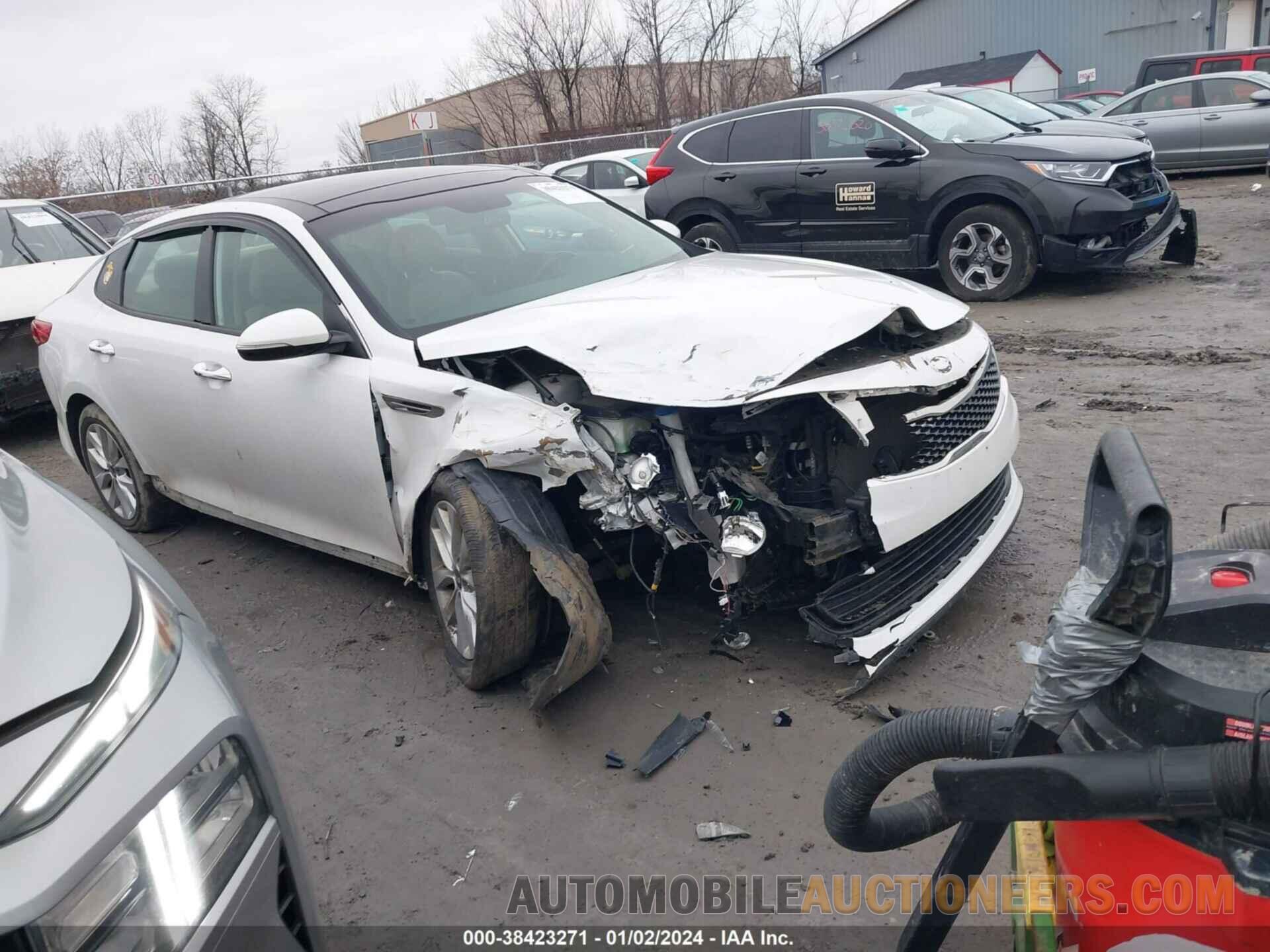 5XXGU4L31JG246538 KIA OPTIMA 2018