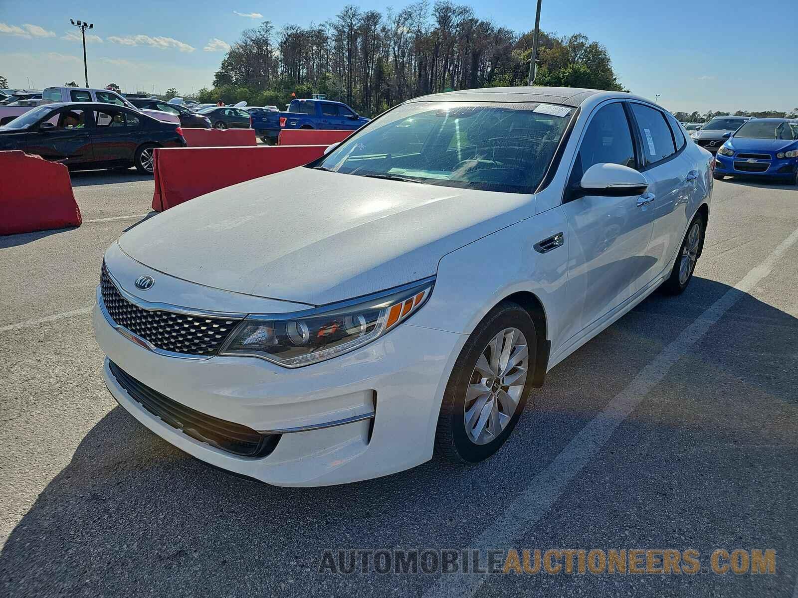 5XXGU4L32GG029346 Kia Optima 2016