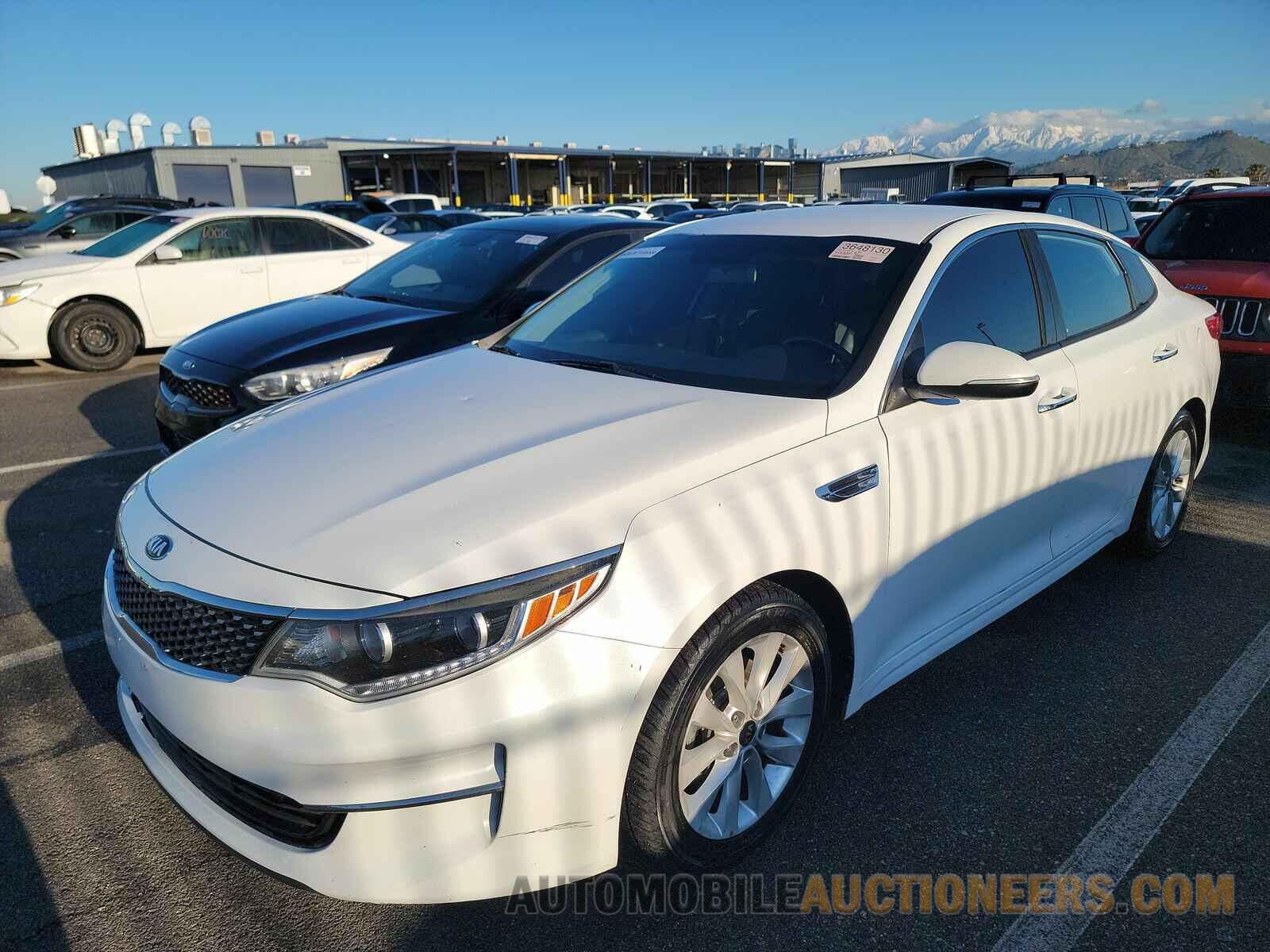 5XXGU4L32GG086761 Kia Optima 2016