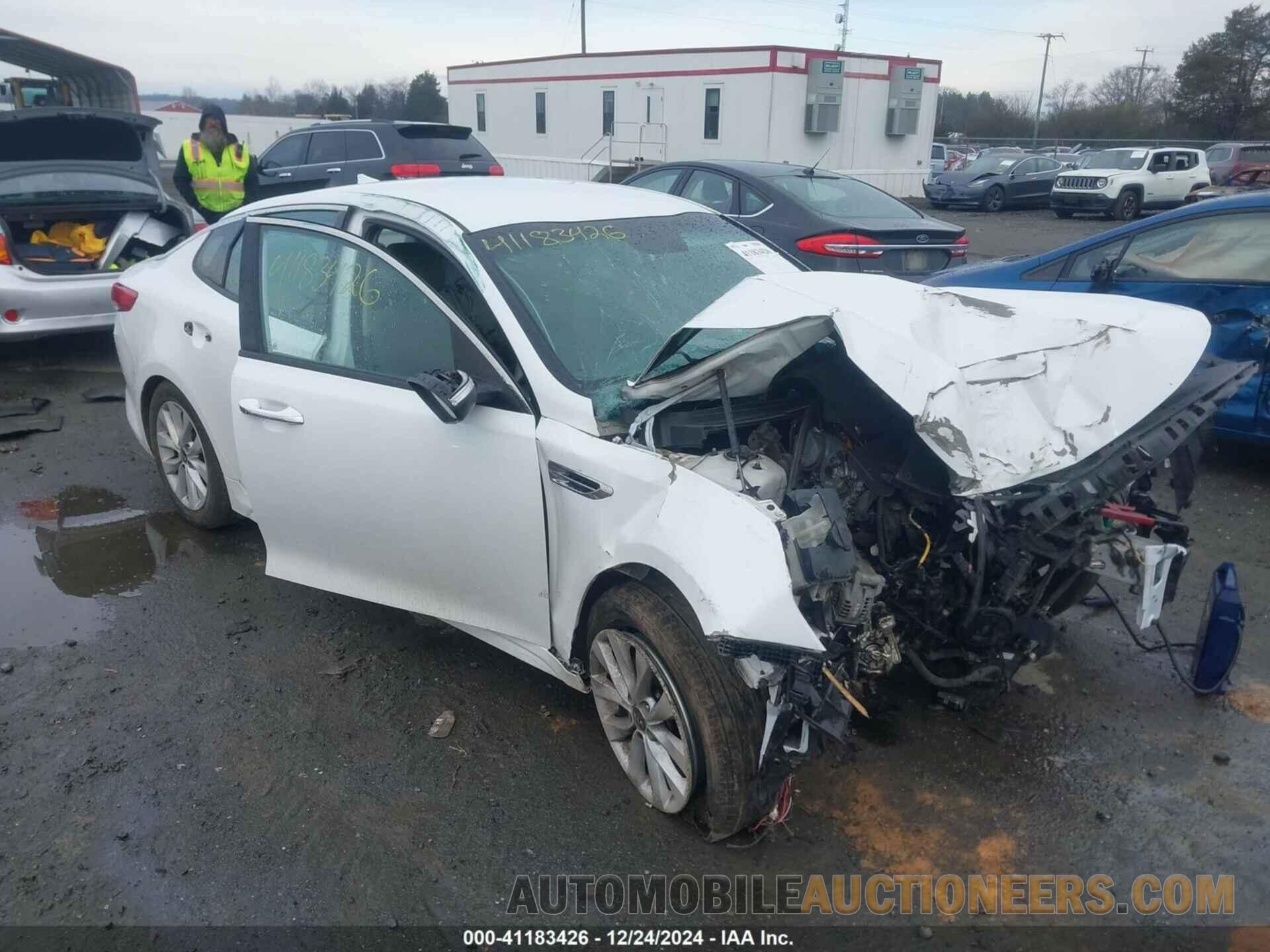 5XXGU4L32GG092608 KIA OPTIMA 2016