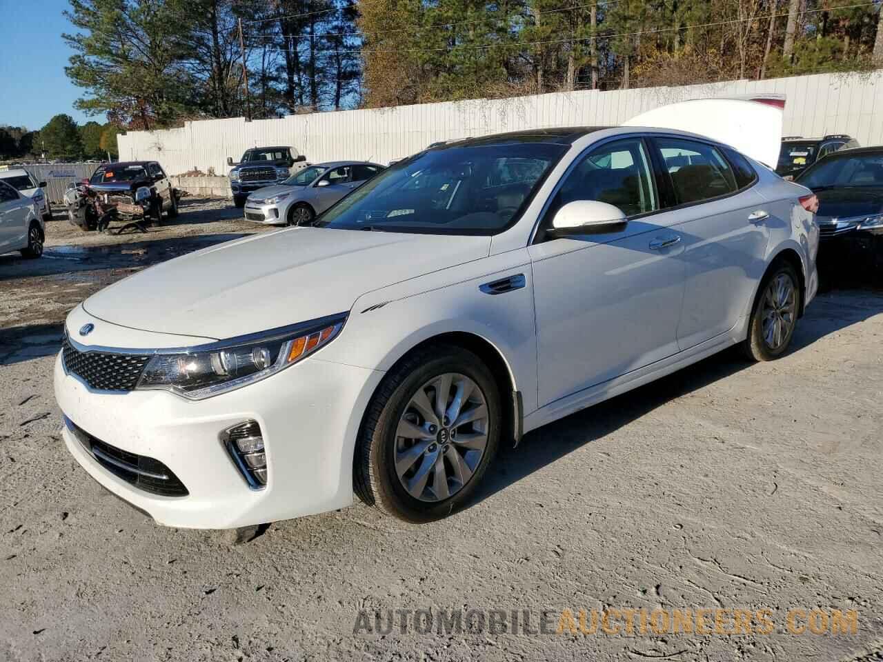 5XXGU4L32JG195745 KIA OPTIMA 2018